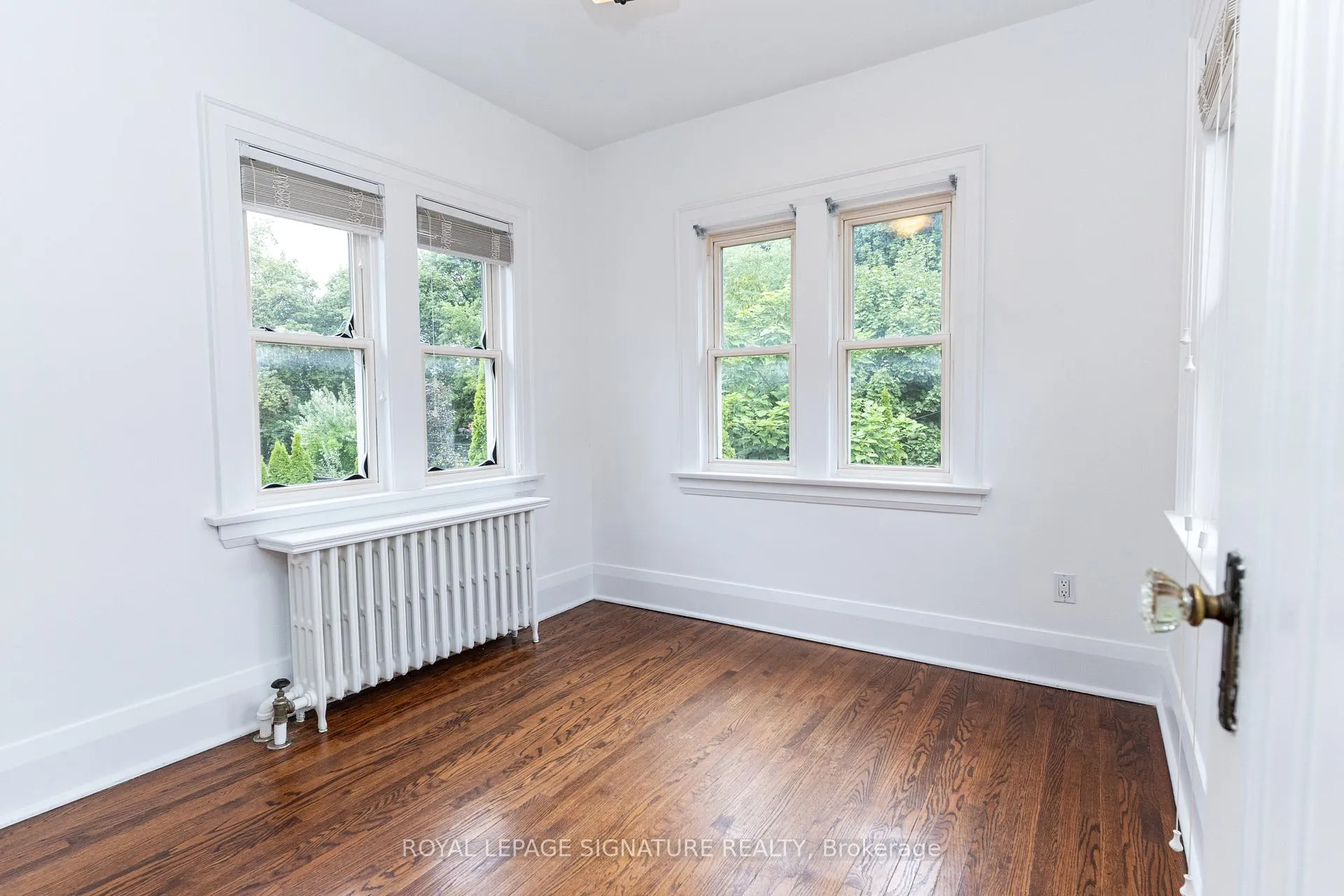 Photo 19 of 184 Lawrence Avenue E, Toronto, Lawrence Park North — HOMEH