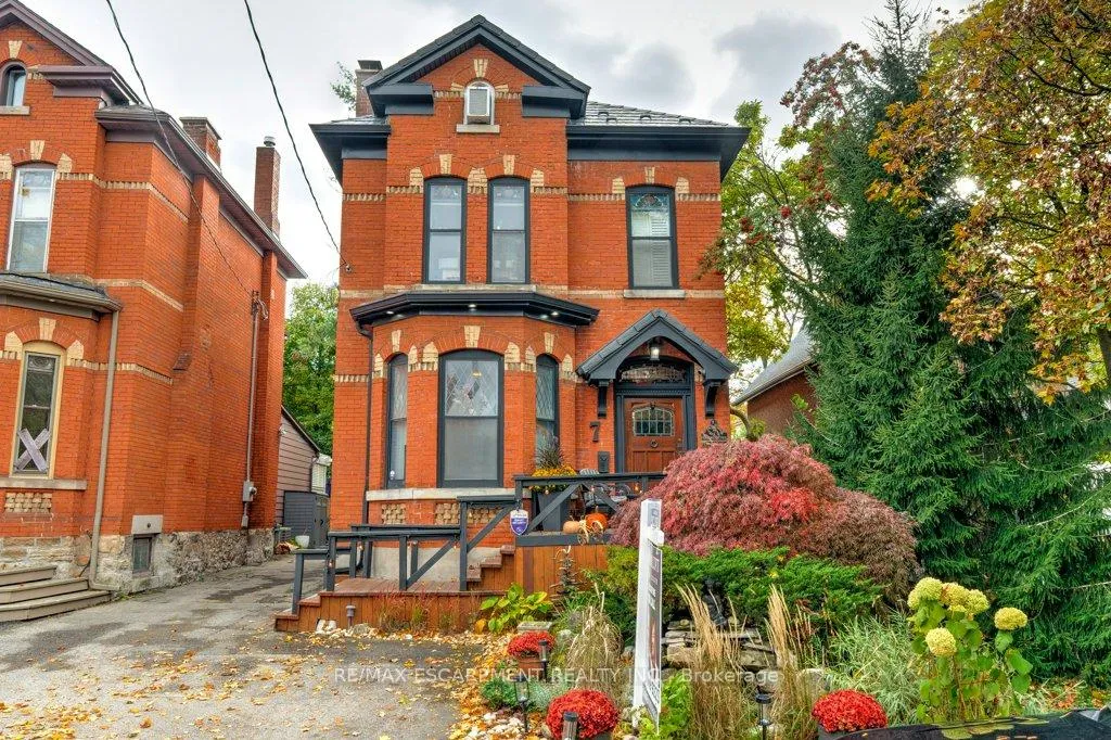 Photo 1 of 7 Homewood Avenue, Hamilton, Kirkendall — HOMEH