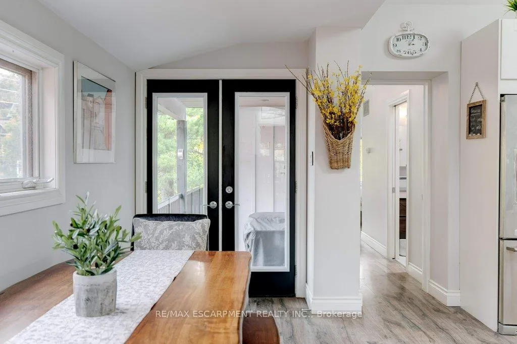 Photo 12 of 7 Homewood Avenue, Hamilton, Kirkendall — HOMEH