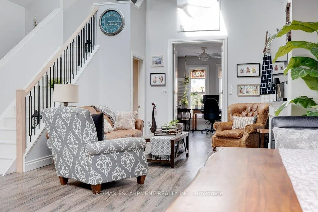 Photo 13 of 7 Homewood Avenue, Hamilton, Kirkendall — HOMEH