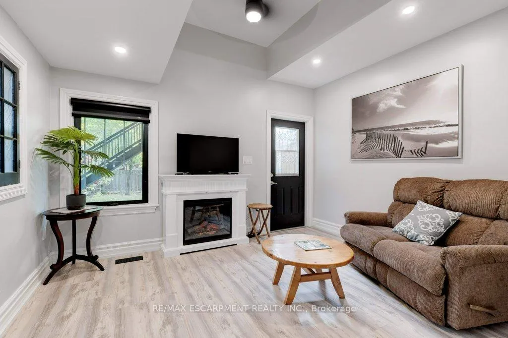 Photo 39 of 7 Homewood Avenue, Hamilton, Kirkendall — HOMEH