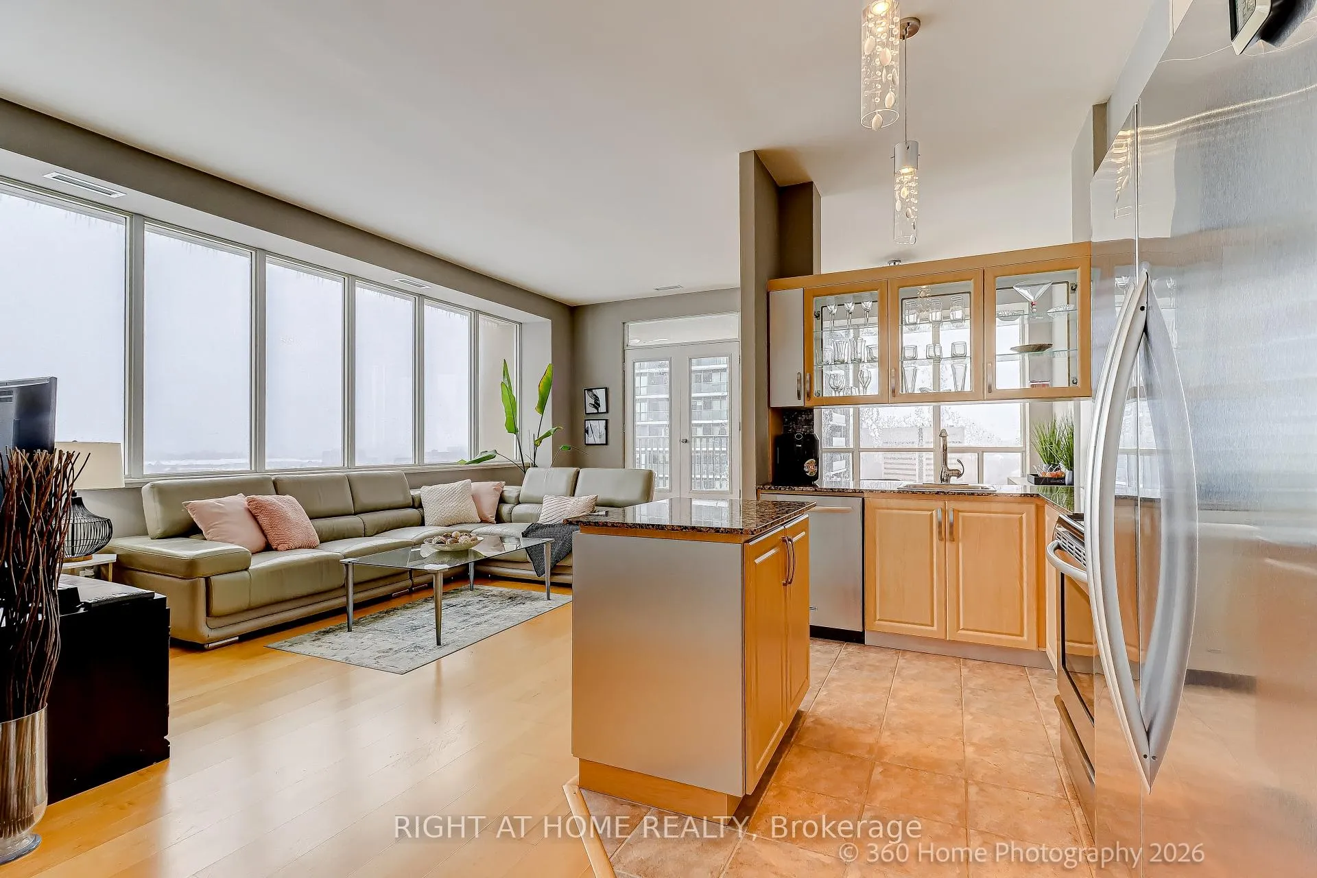 Photo 2 of Unit 1408, 797 Don Mills Road, Toronto, Flemingdon Park — HOMEH