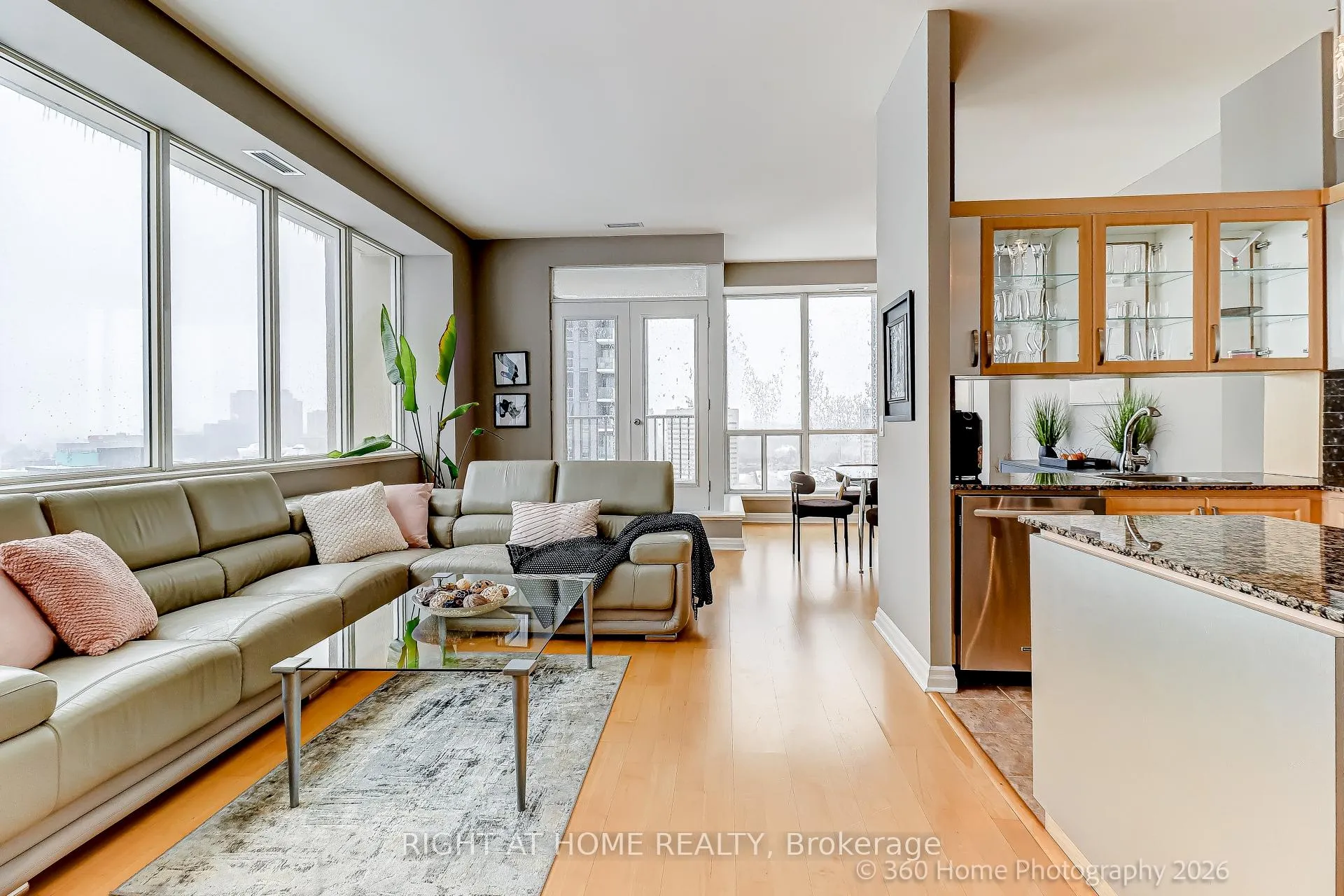 Photo 5 of Unit 1408, 797 Don Mills Road, Toronto, Flemingdon Park — HOMEH