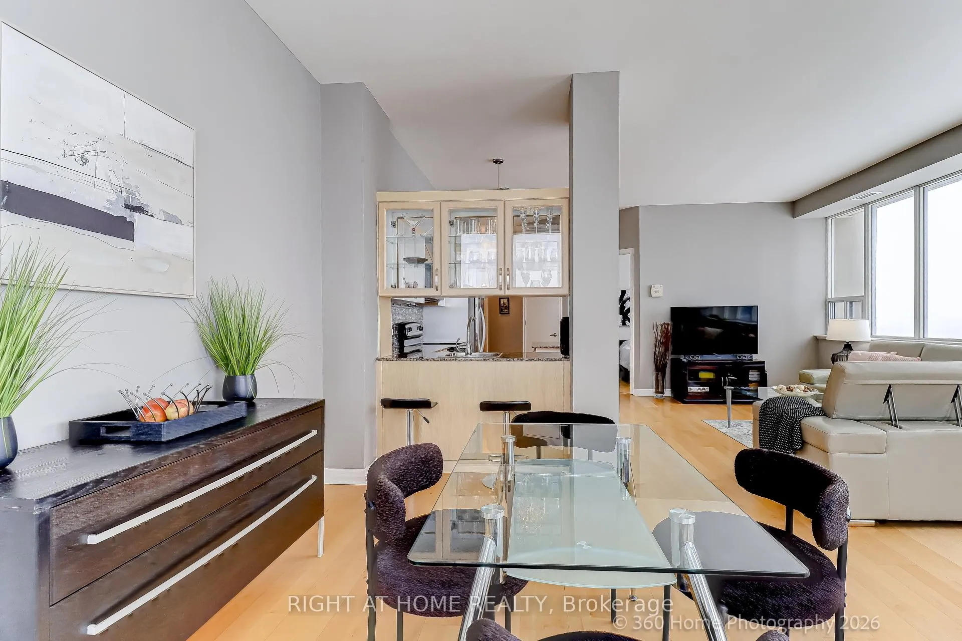 Photo 11 of Unit 1408, 797 Don Mills Road, Toronto, Flemingdon Park — HOMEH