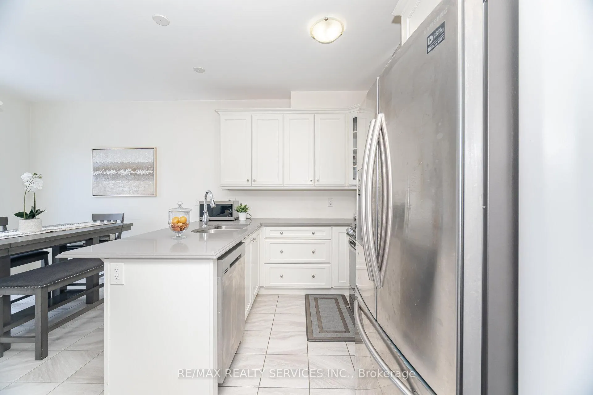 Photo 13 of 17 Averill Road, Brampton, Northwest Brampton — HOMEH