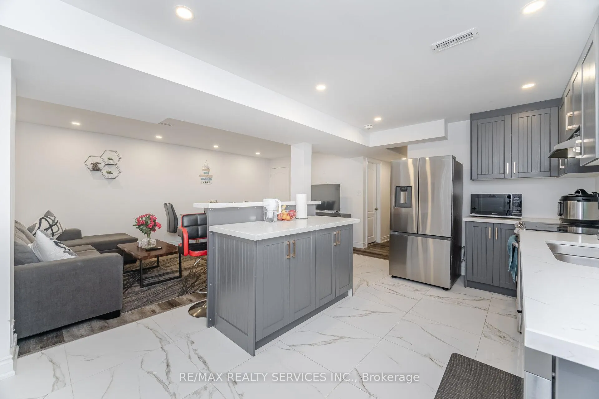 Photo 37 of 17 Averill Road, Brampton, Northwest Brampton — HOMEH