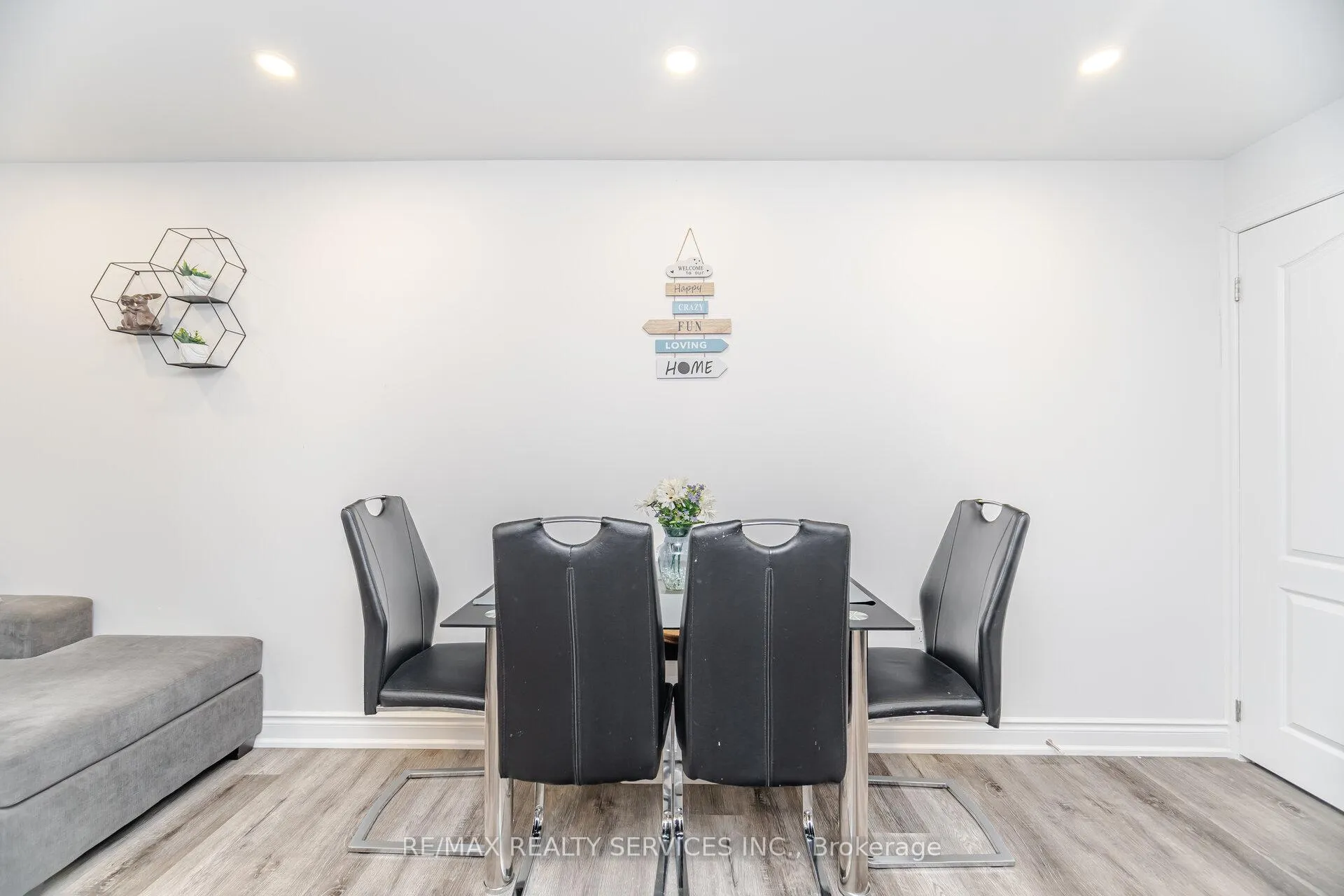 Photo 40 of 17 Averill Road, Brampton, Northwest Brampton — HOMEH