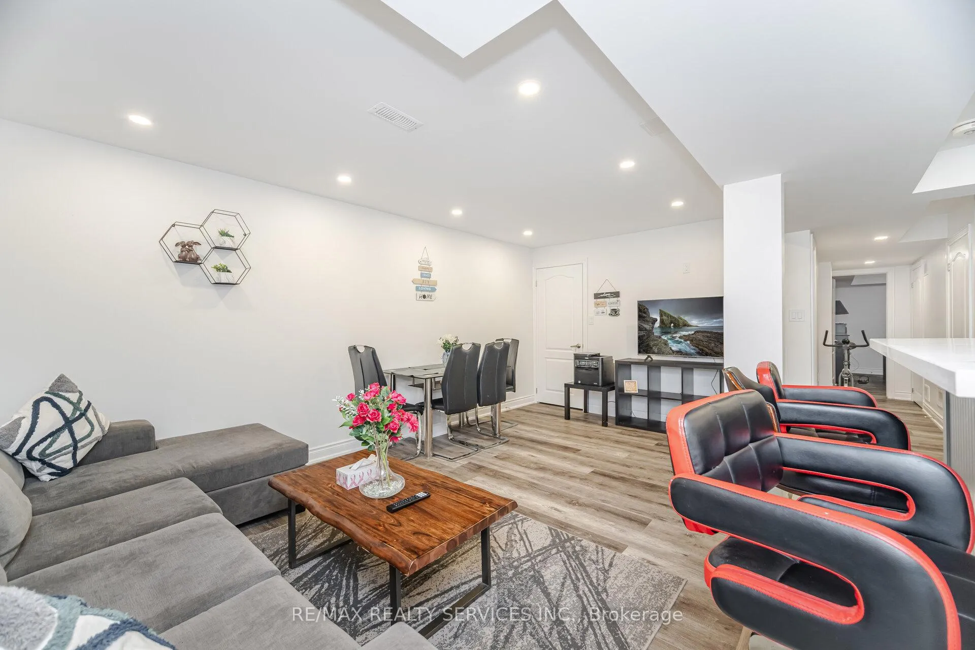 Photo 41 of 17 Averill Road, Brampton, Northwest Brampton — HOMEH
