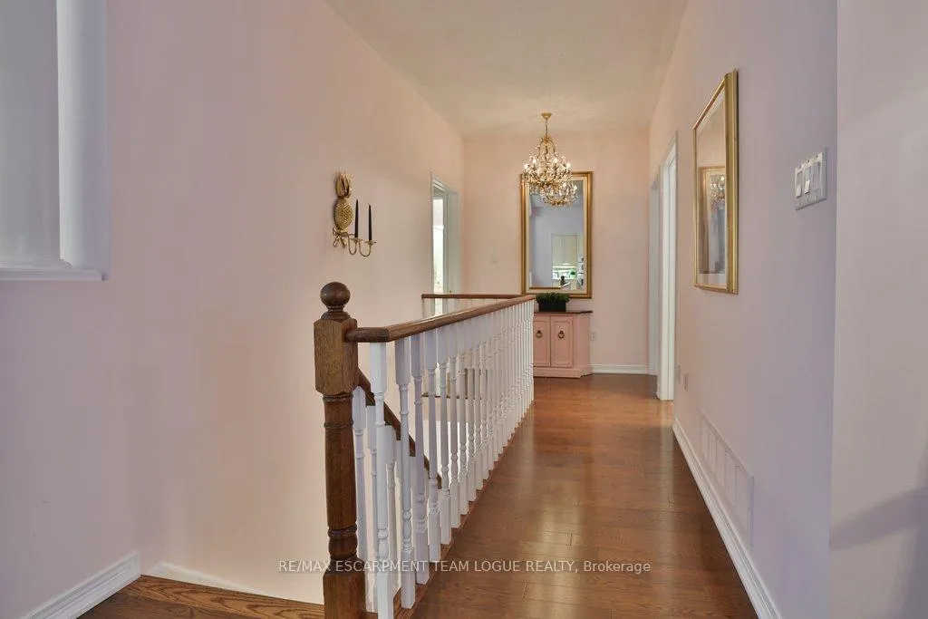 Photo 31 of 2182 Turnberry Road, Burlington, Rose — HOMEH