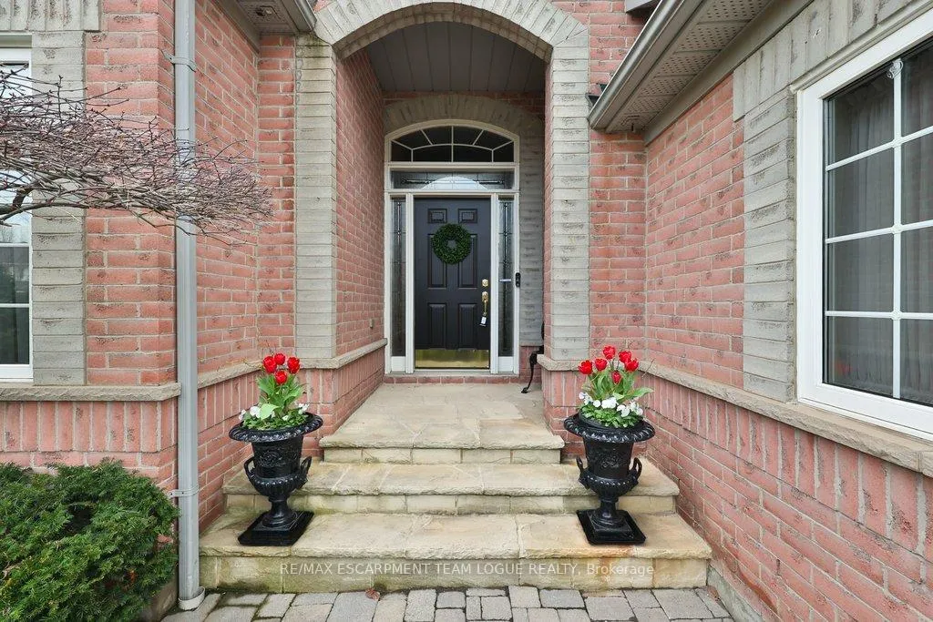 Photo 39 of 2182 Turnberry Road, Burlington, Rose — HOMEH