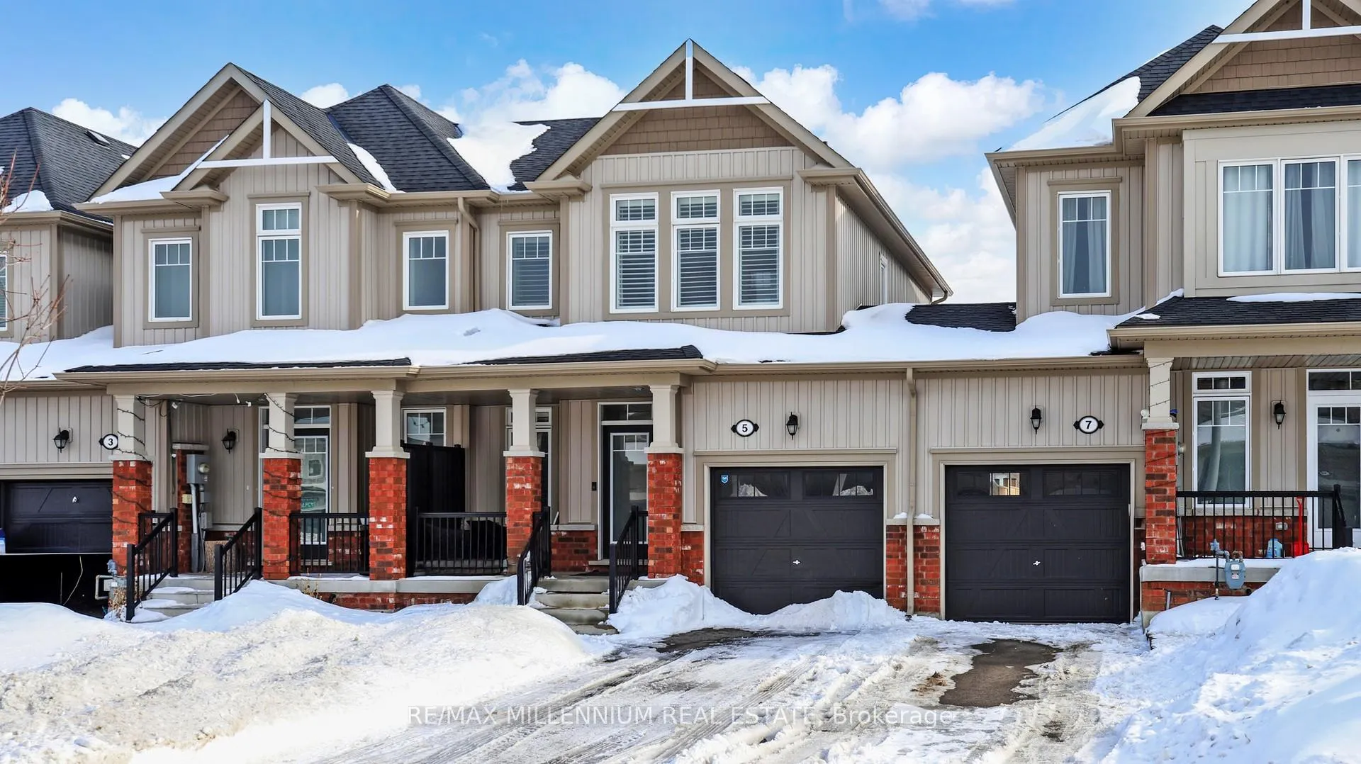 Front of 5 Barfoot Street