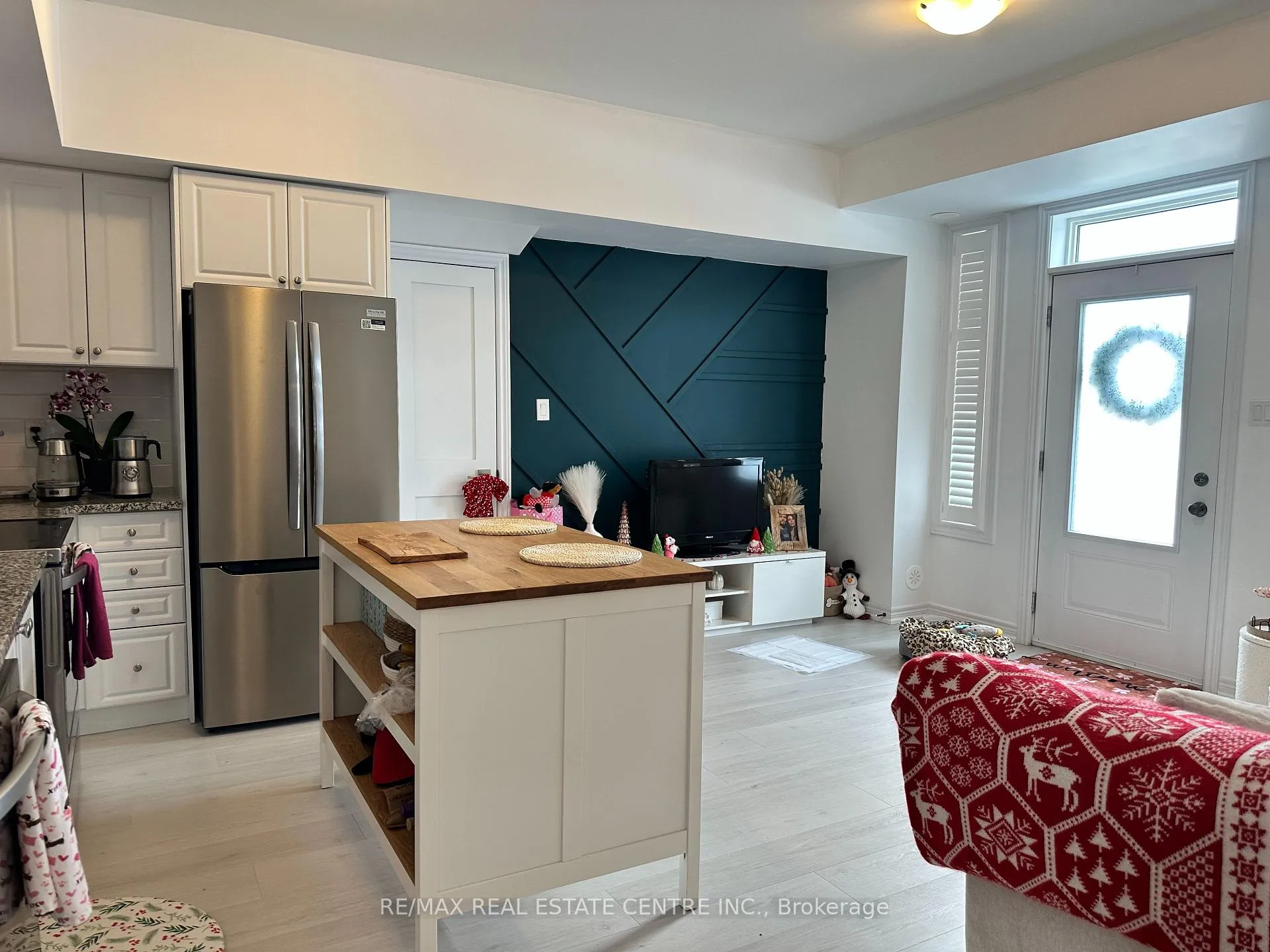 Photo 2 of 212 Law Drive, Guelph, Grange Road — HOMEH