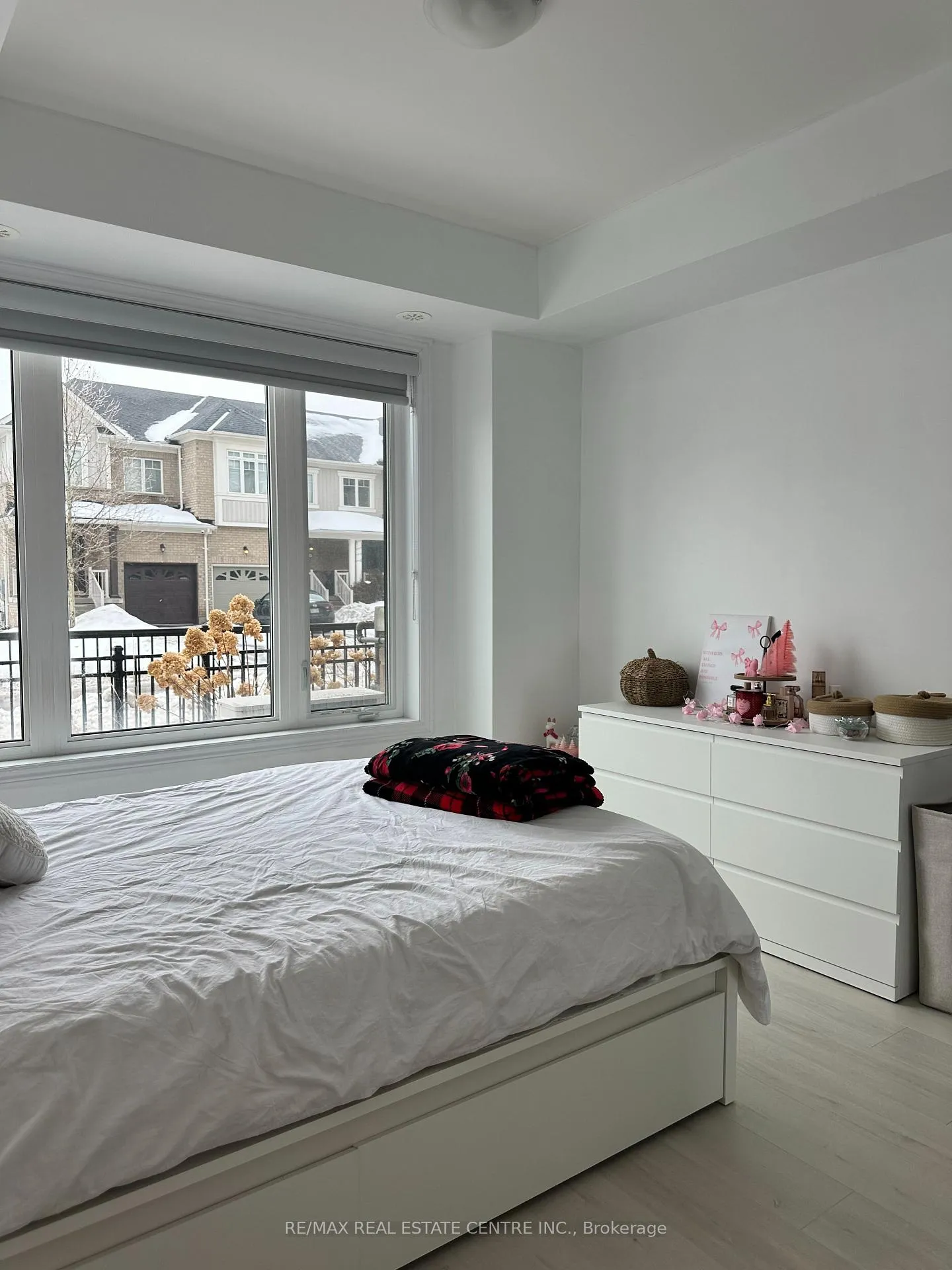 Photo 4 of 212 Law Drive, Guelph, Grange Road — HOMEH