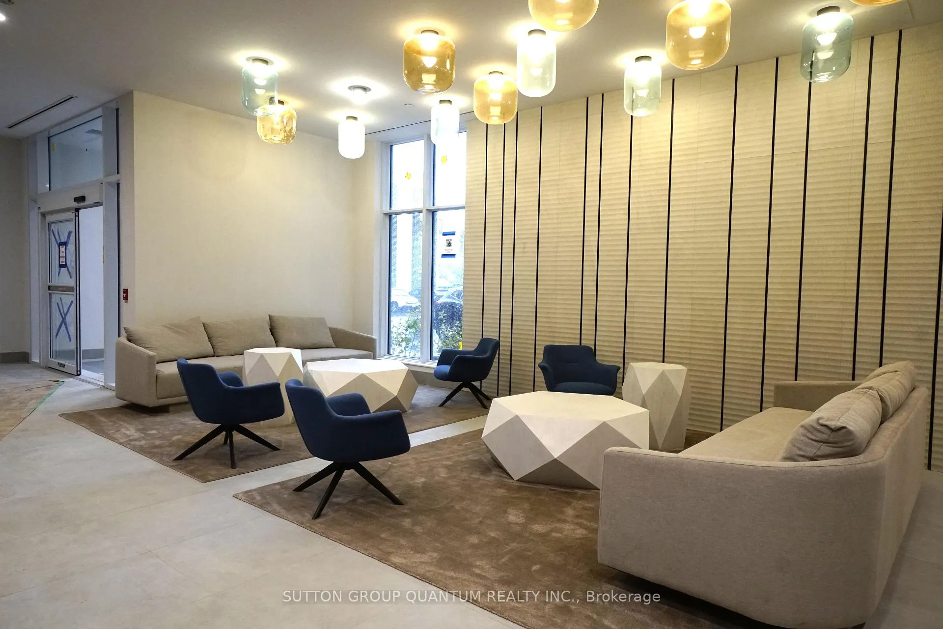 Photo 8 of Unit 420, 500 Plains Road E, Burlington, LaSalle — HOMEH