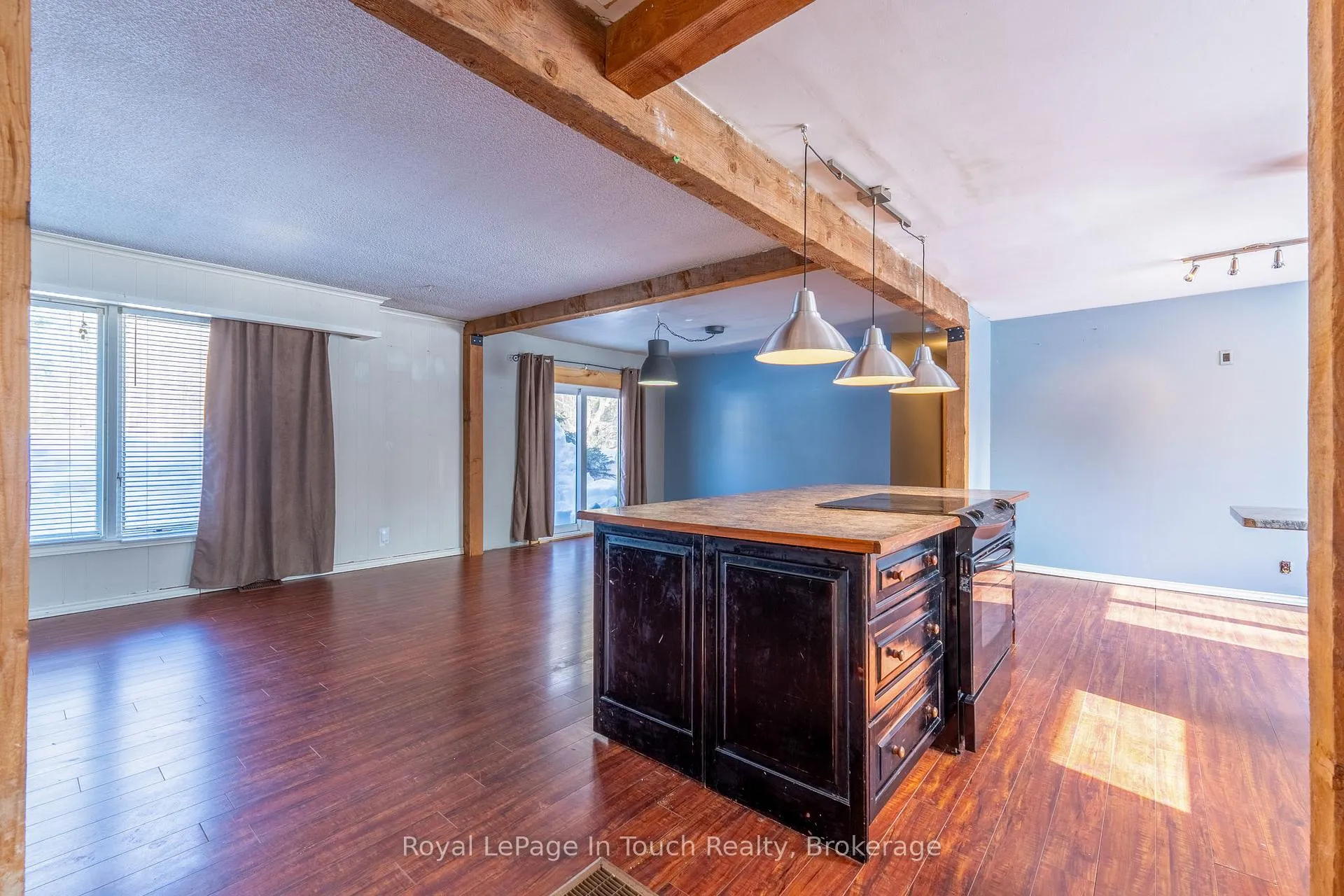 Photo 10 of 440 Concession Rd 16 E, Tiny, Rural Tiny — HOMEH