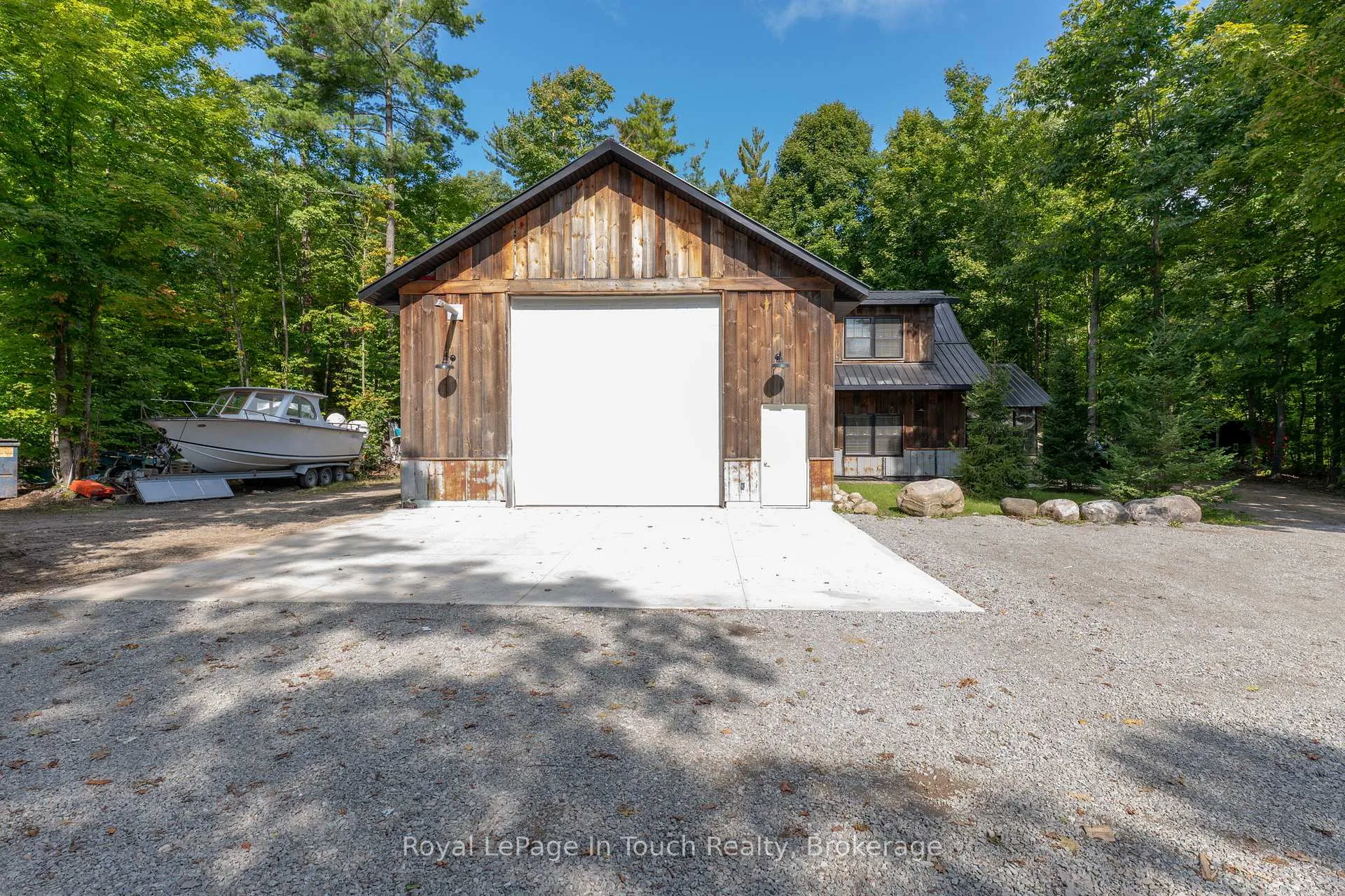 Photo 35 of 440 Concession Rd 16 E, Tiny, Rural Tiny — HOMEH