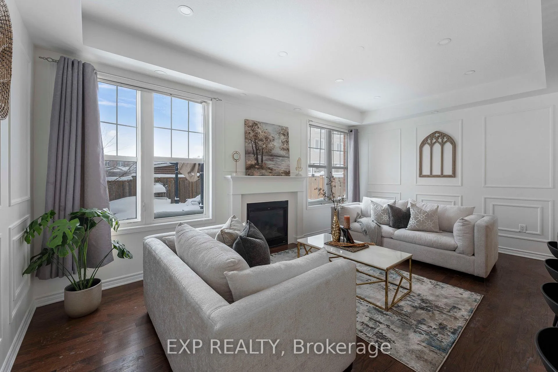 Photo 5 of 203 Grovehill Crescent, Kitchener — HOMEH