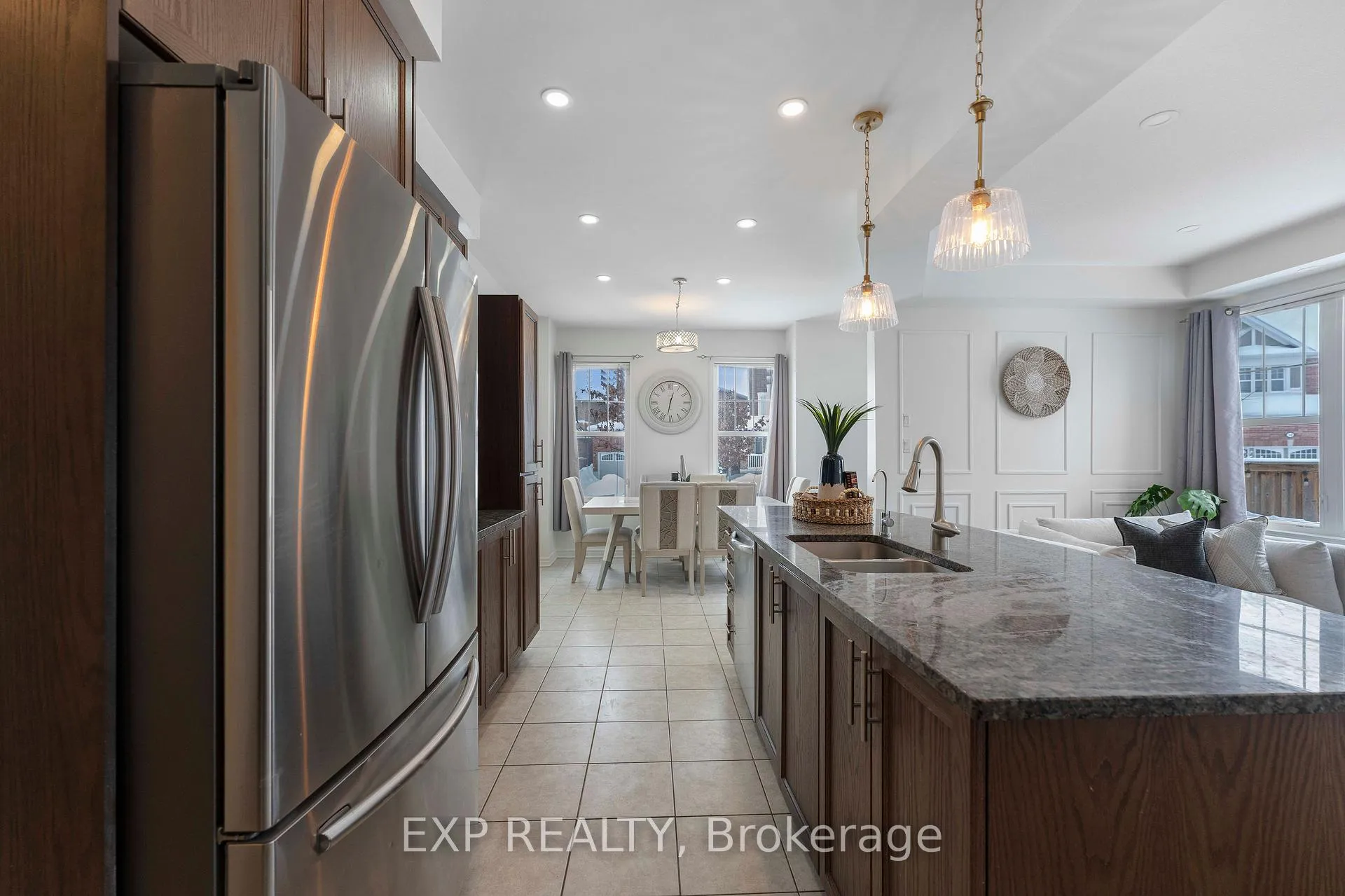 Photo 10 of 203 Grovehill Crescent, Kitchener — HOMEH