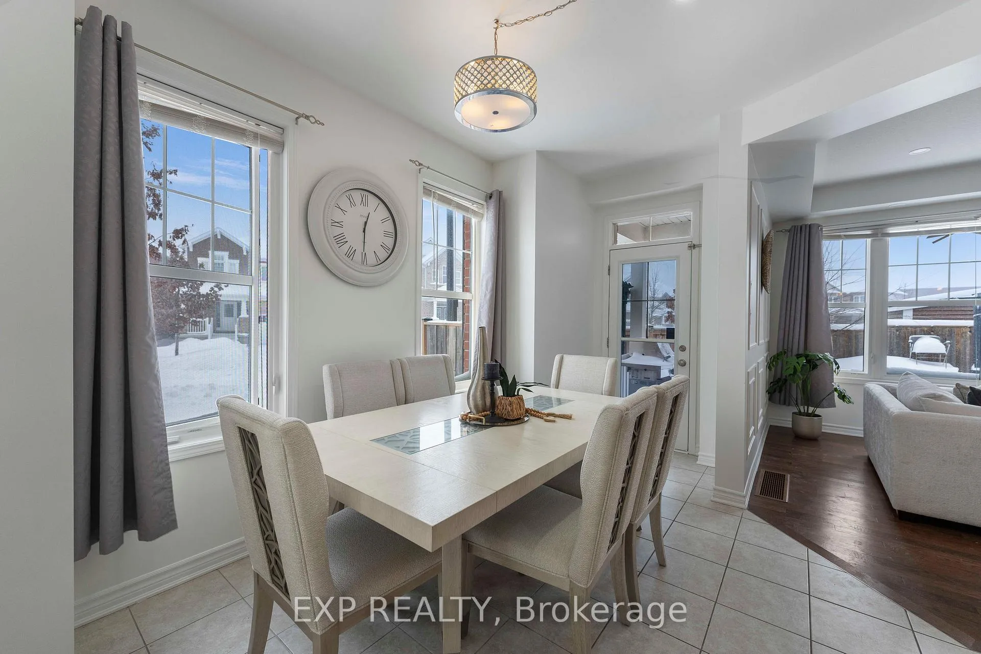 Photo 15 of 203 Grovehill Crescent, Kitchener — HOMEH