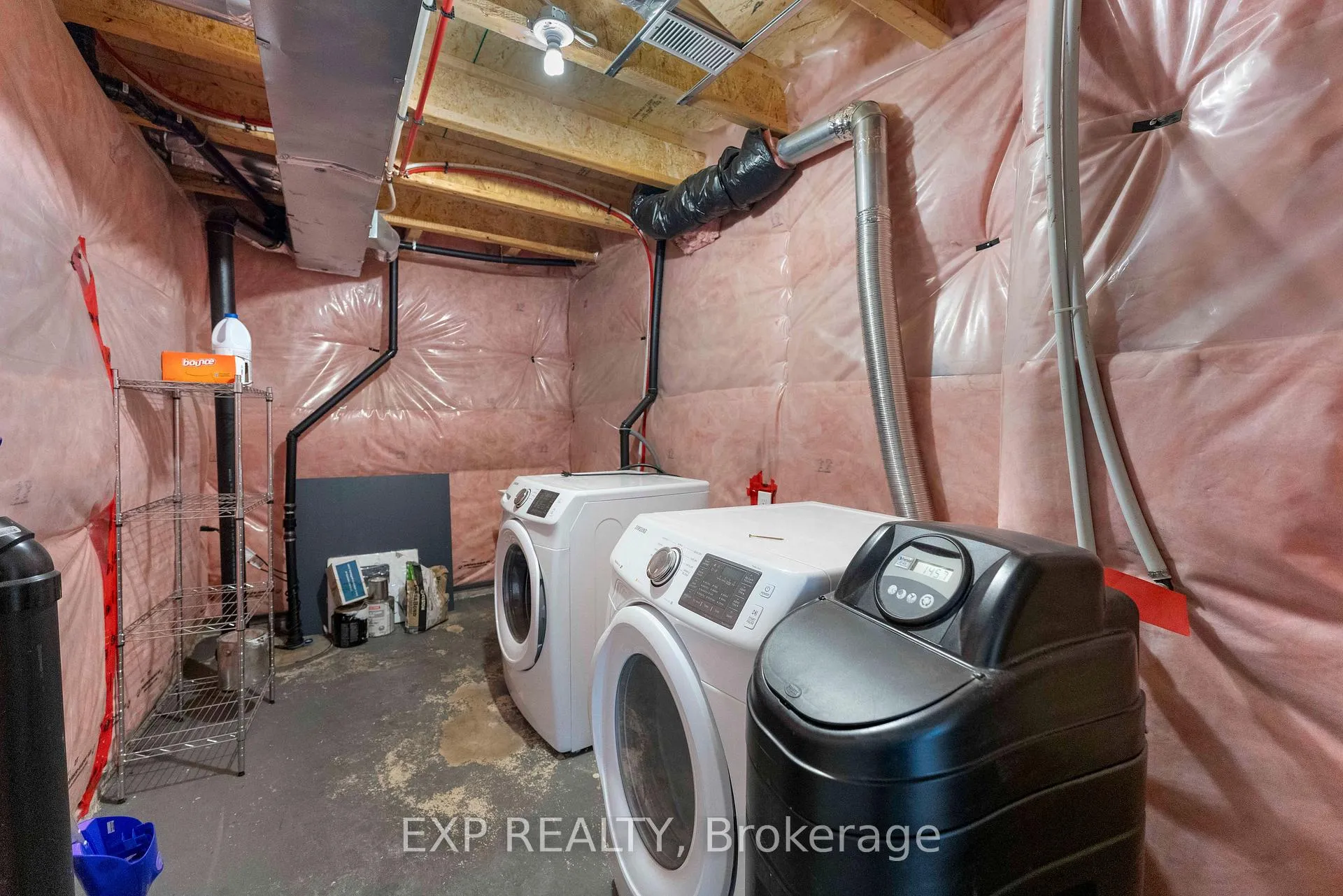Photo 35 of 203 Grovehill Crescent, Kitchener — HOMEH
