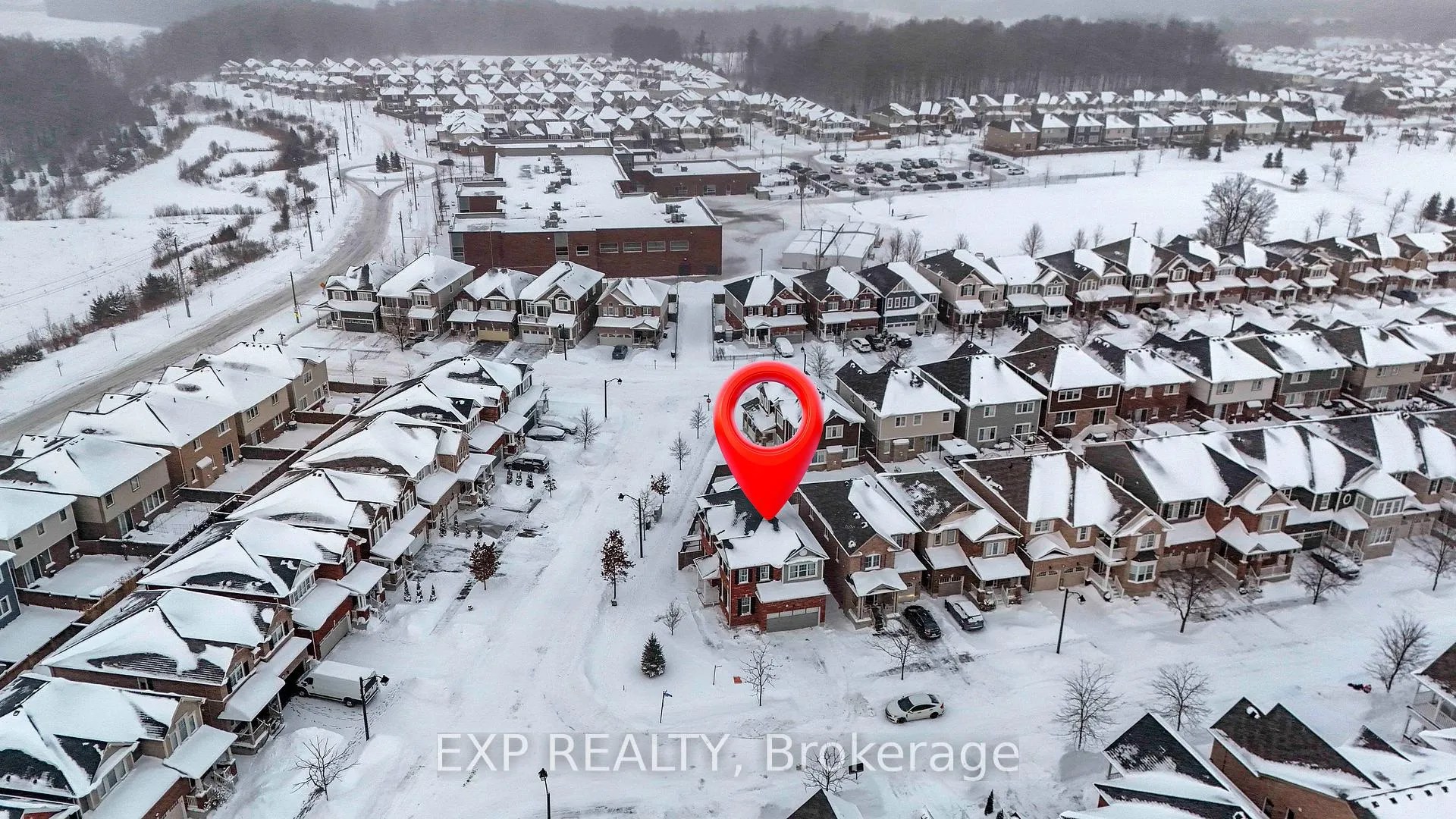 Photo 40 of 203 Grovehill Crescent, Kitchener — HOMEH