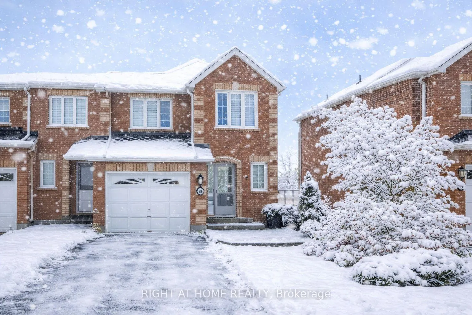 Photo 1 of 95 Giancola Crescent, Vaughan, Maple — HOMEH