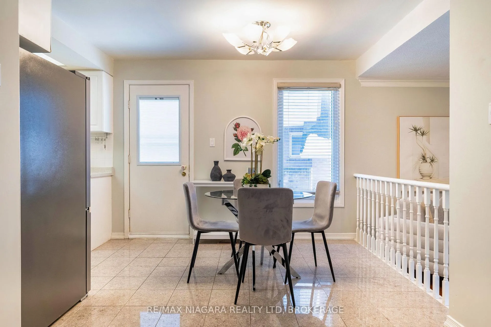 Photo 15 of 28 Rosemead Close, Markham, Unionville — HOMEH