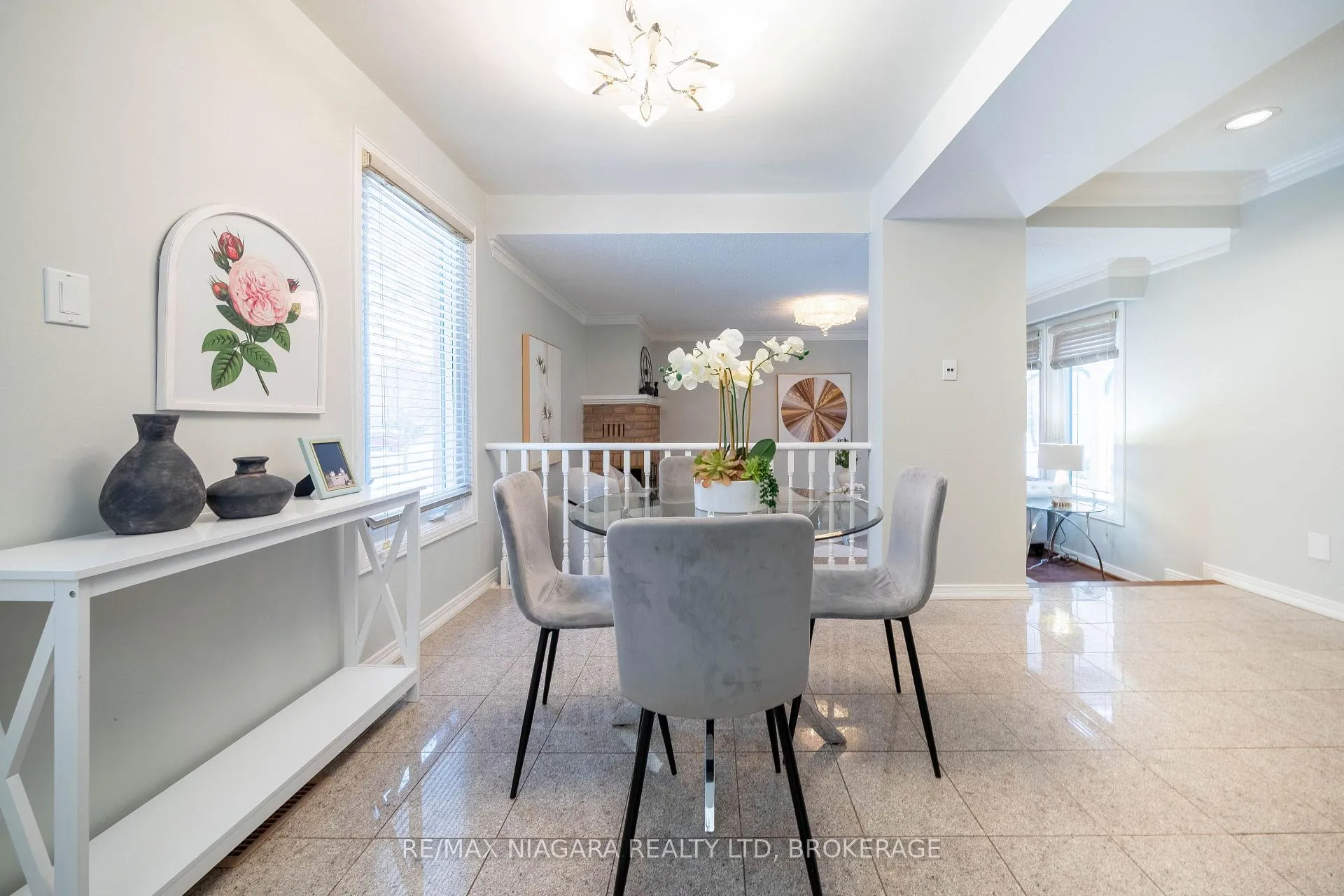 Photo 16 of 28 Rosemead Close, Markham, Unionville — HOMEH