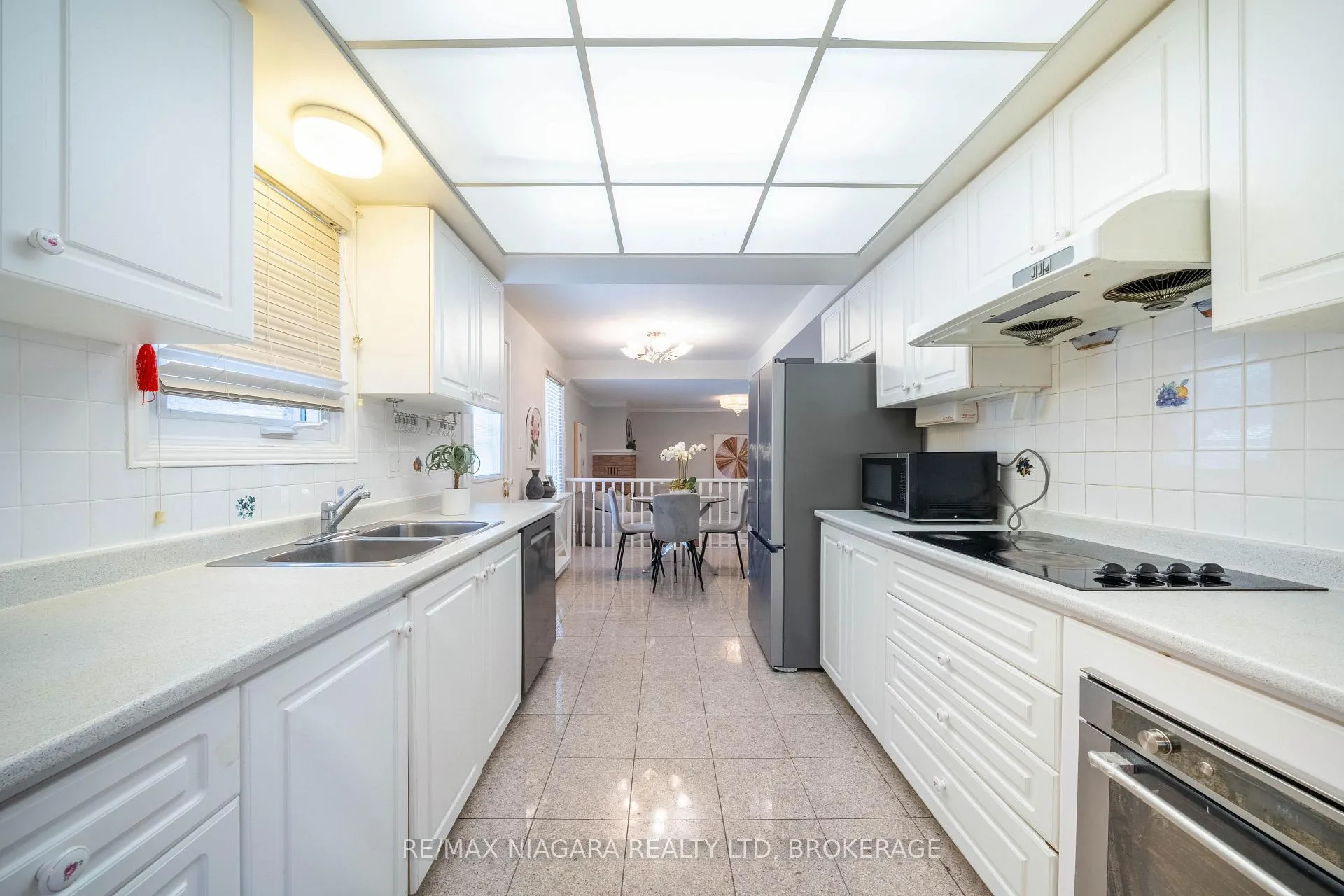 Photo 18 of 28 Rosemead Close, Markham, Unionville — HOMEH