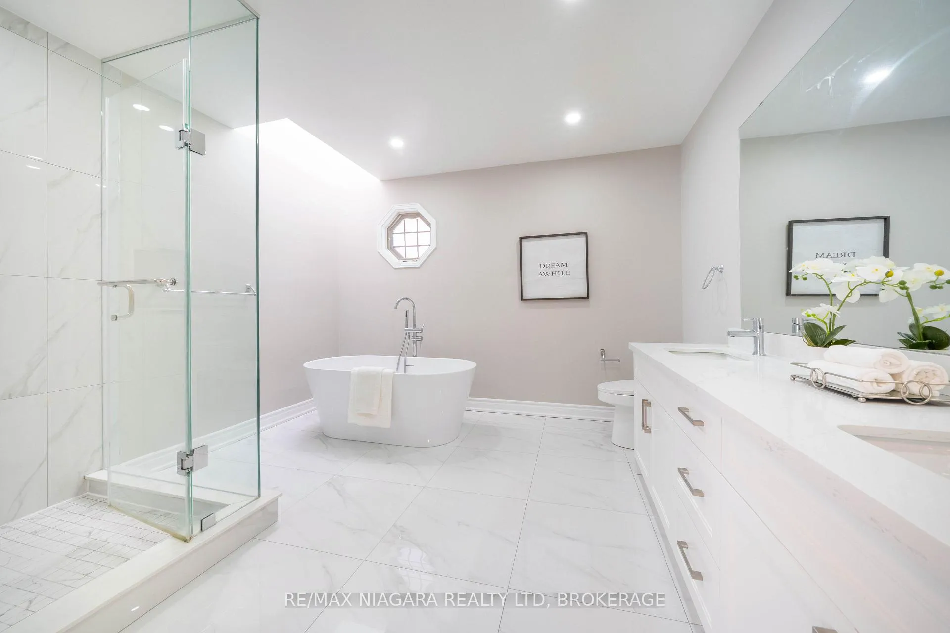 Photo 25 of 28 Rosemead Close, Markham, Unionville — HOMEH