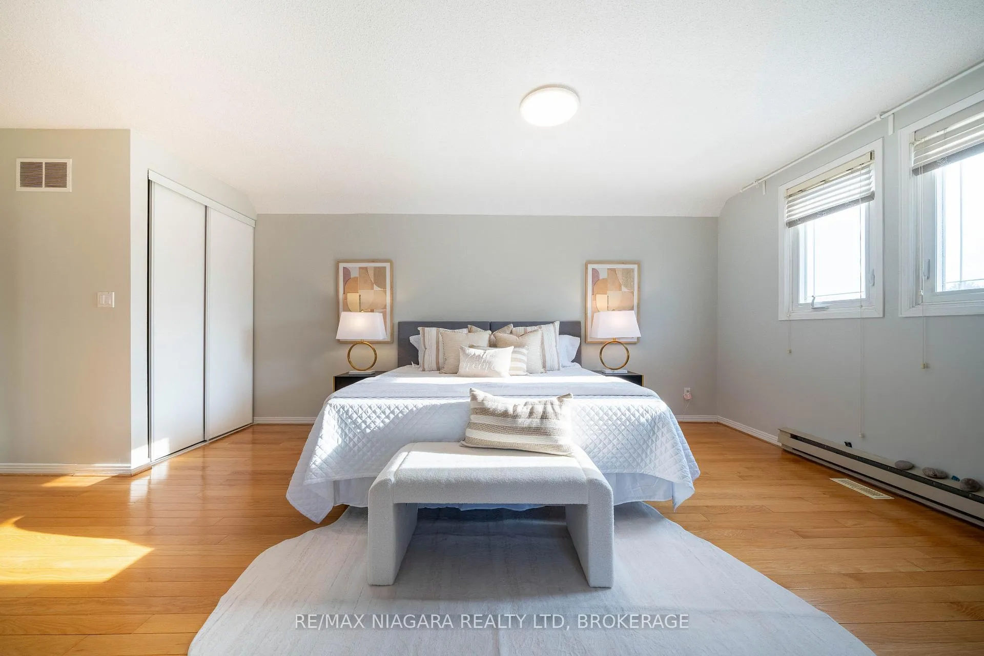 Photo 28 of 28 Rosemead Close, Markham, Unionville — HOMEH