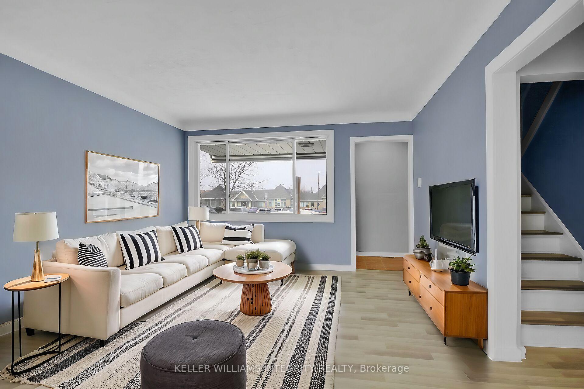 Photo 2 of 1214 Foxbar Avenue, Ottawa, Ellwood — HOMEH
