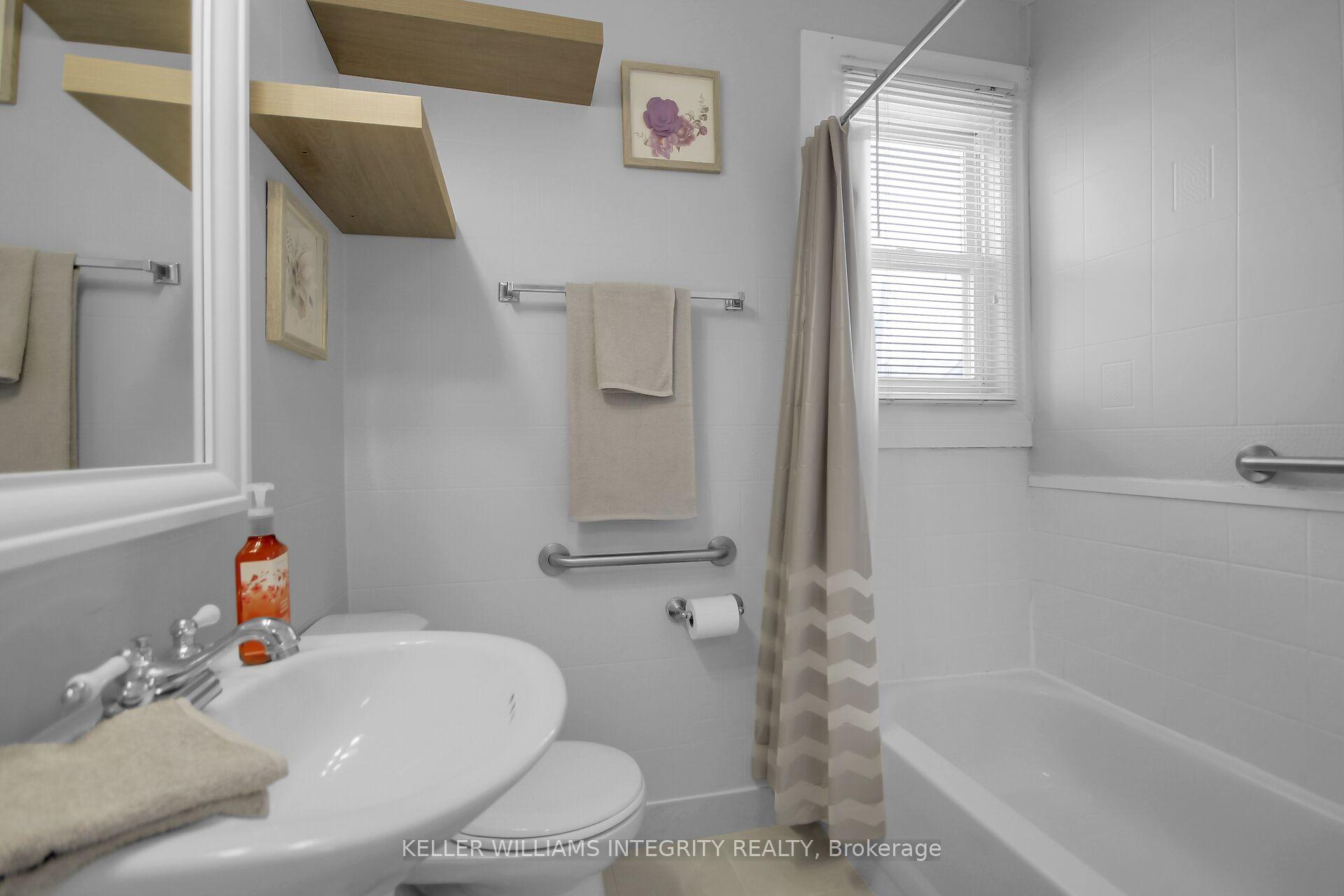 Photo 22 of 1214 Foxbar Avenue, Ottawa, Ellwood — HOMEH