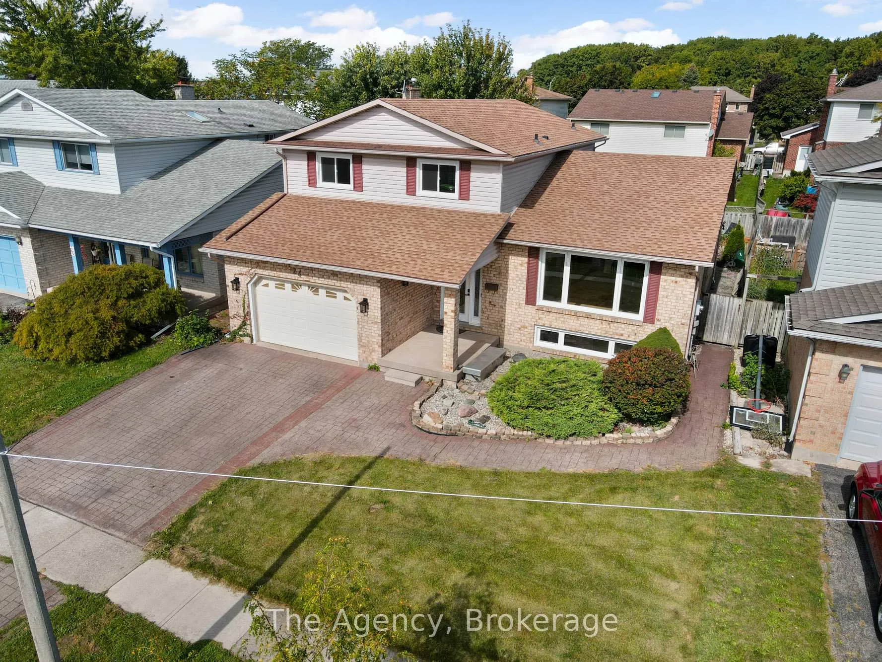 Photo 1 of 24 Keefer Road, Thorold, Confederation Heights — HOMEH