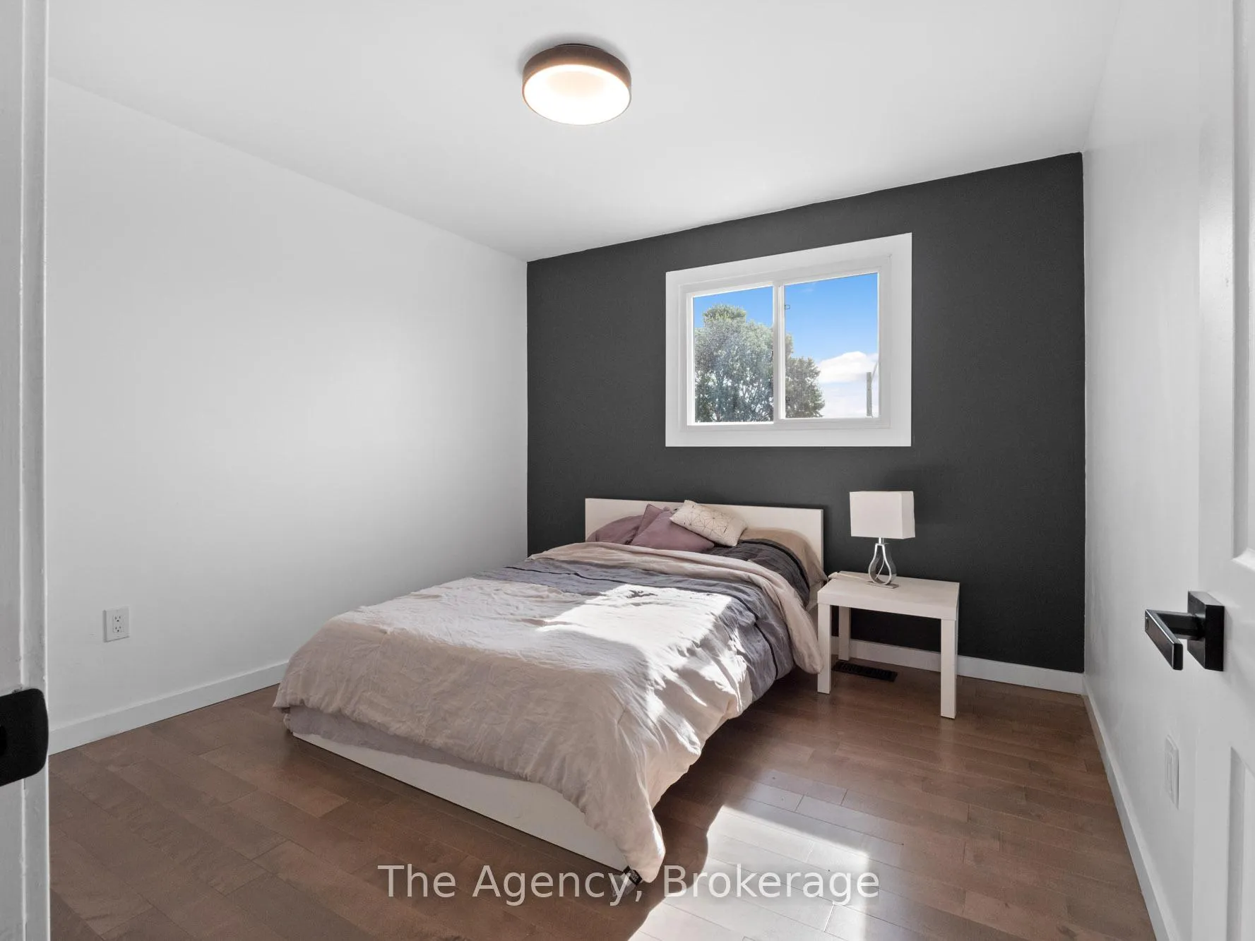 Photo 26 of 24 Keefer Road, Thorold, Confederation Heights — HOMEH