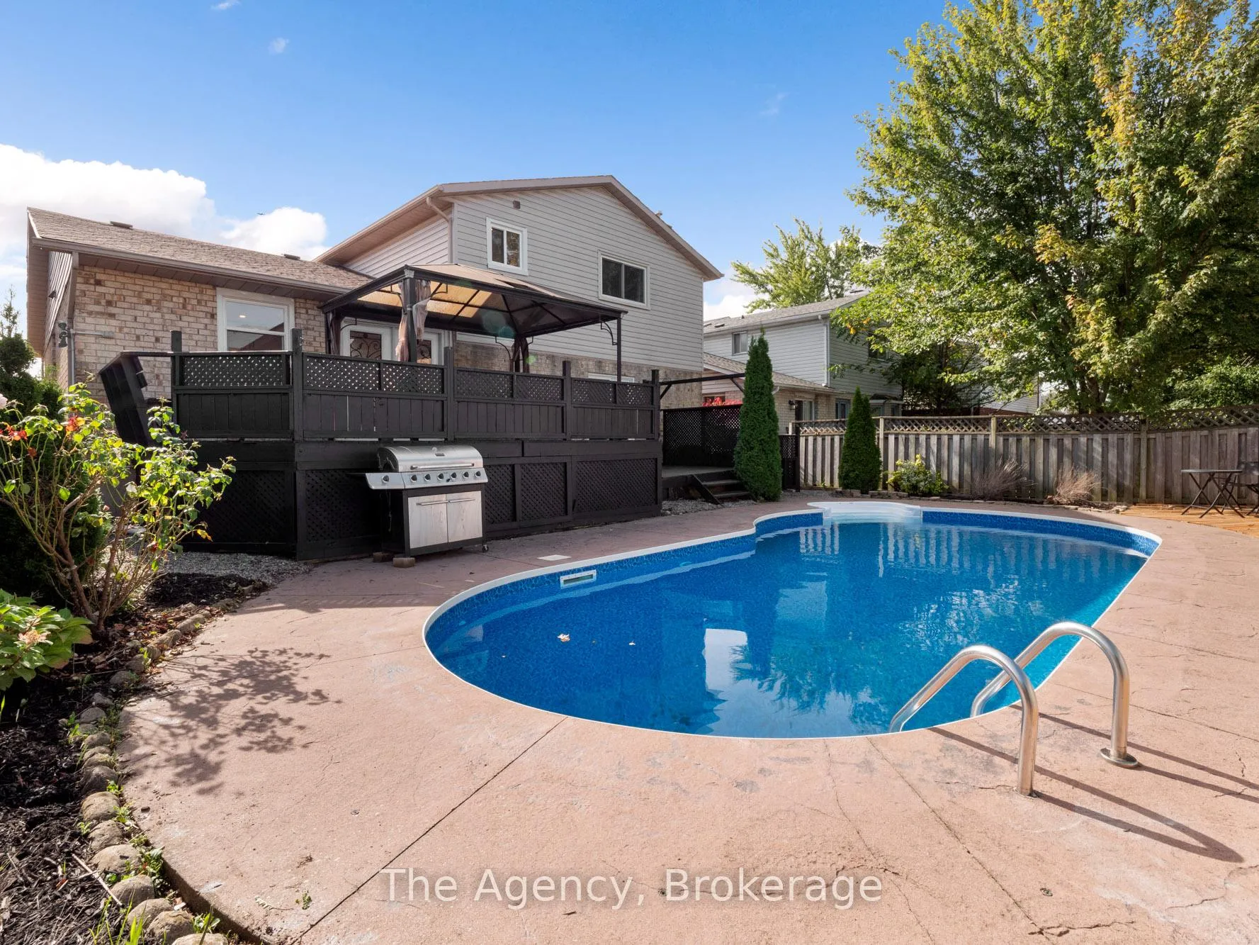 Photo 39 of 24 Keefer Road, Thorold, Confederation Heights — HOMEH