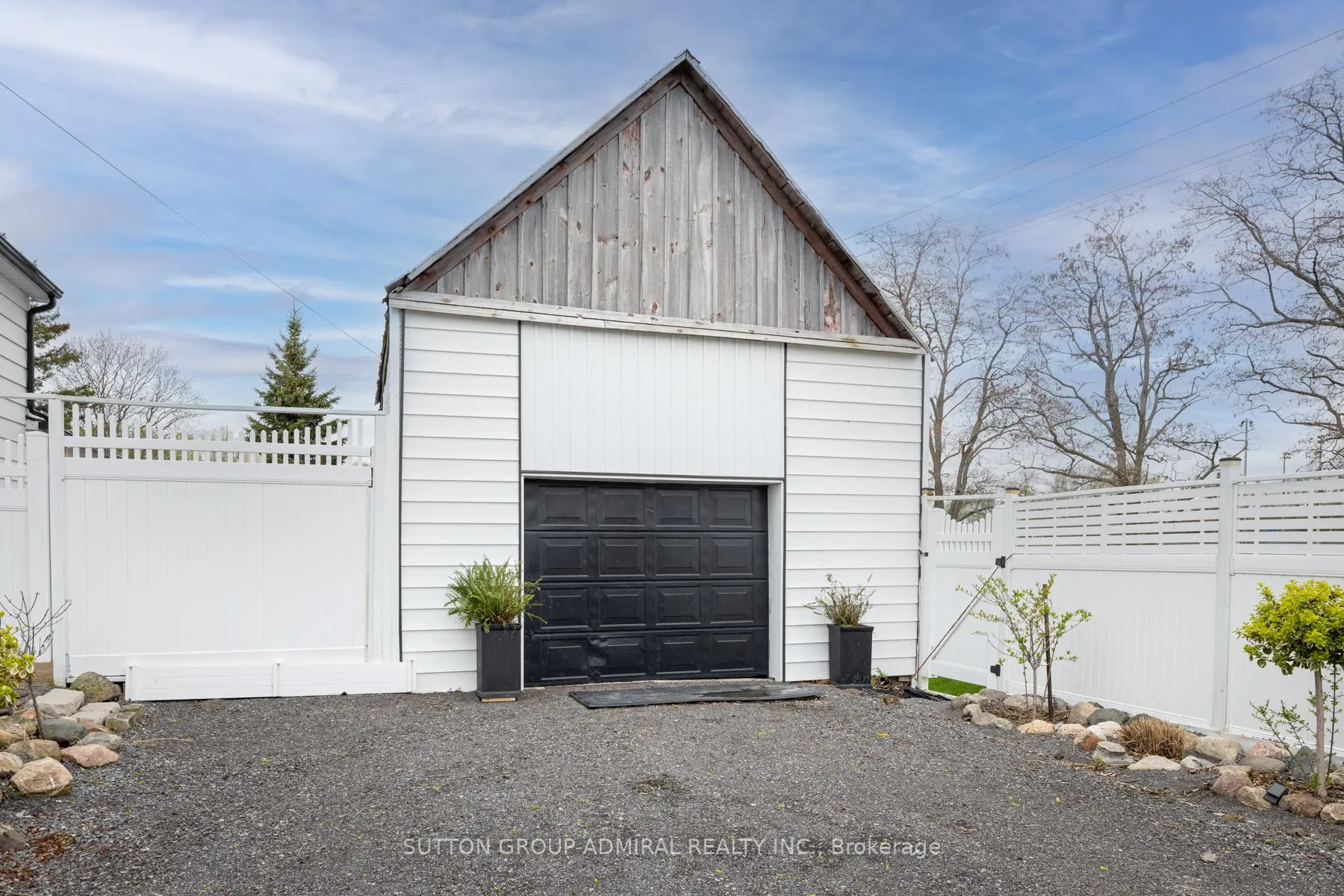 Photo 6 of 70 Belleville Street, Prince Edward County, Wellington Ward — HOMEH