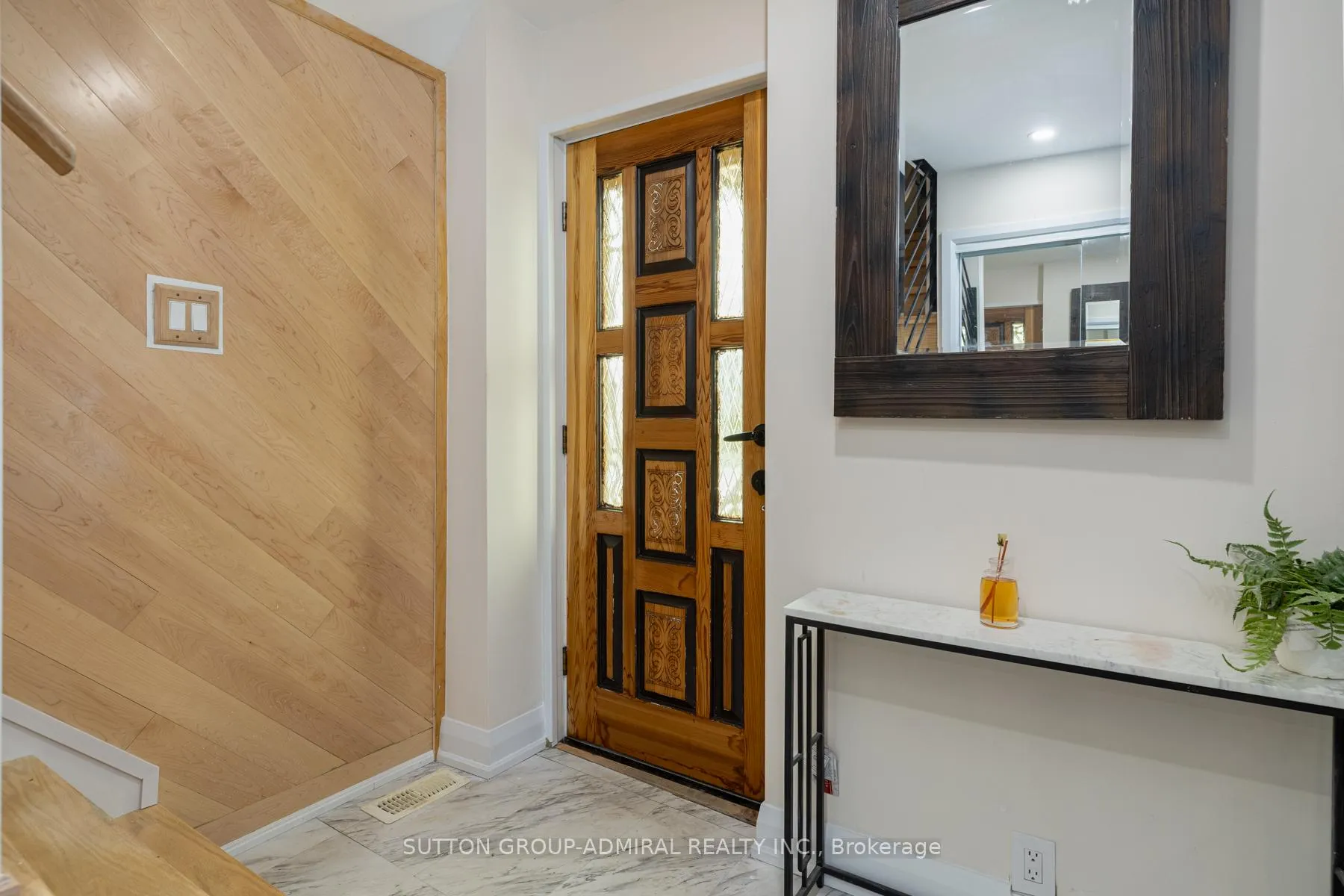 Photo 9 of 70 Belleville Street, Prince Edward County, Wellington Ward — HOMEH