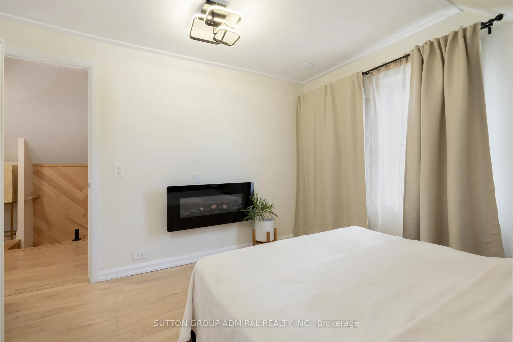 Photo 27 of 70 Belleville Street, Prince Edward County, Wellington Ward — HOMEH