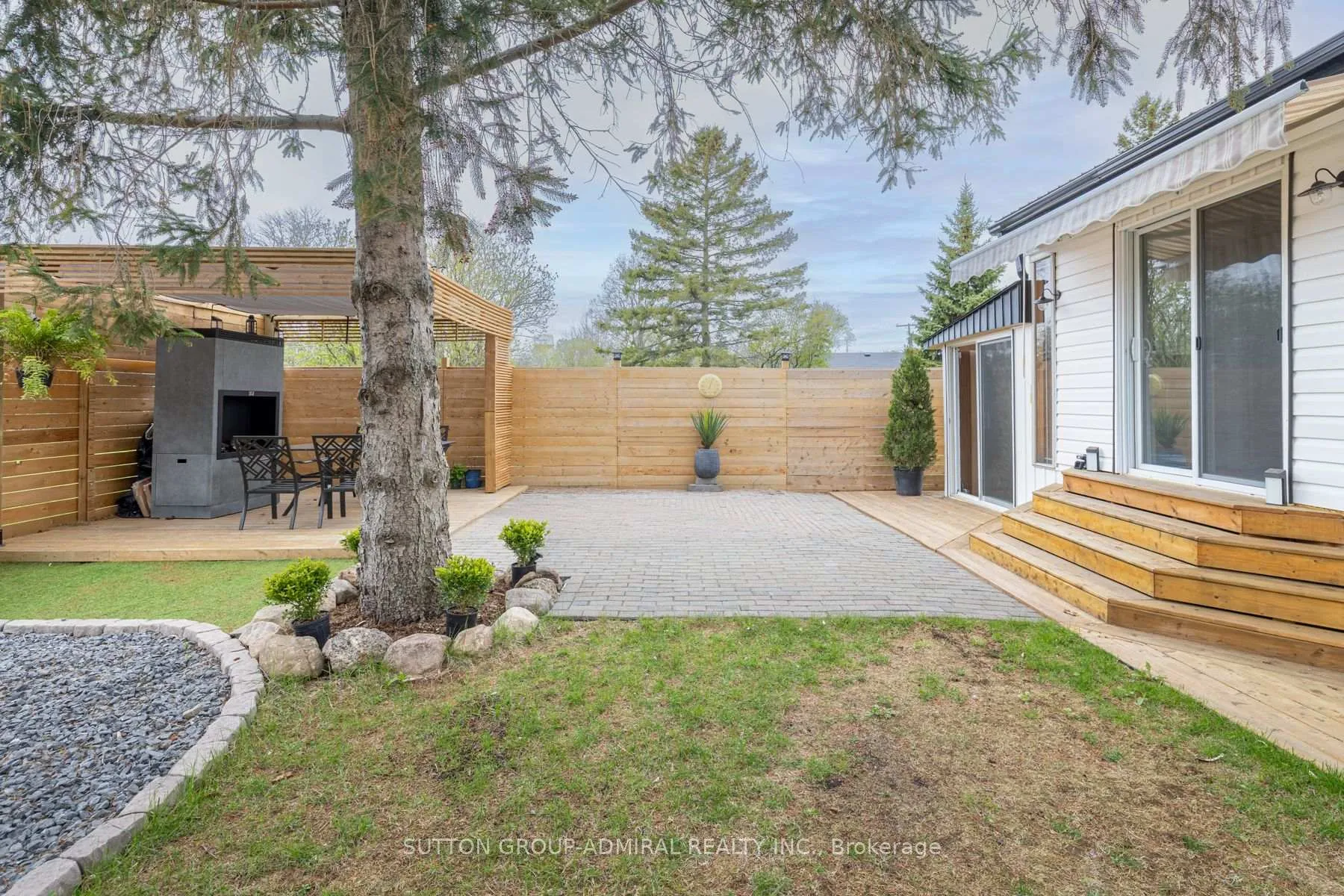Photo 43 of 70 Belleville Street, Prince Edward County, Wellington Ward — HOMEH