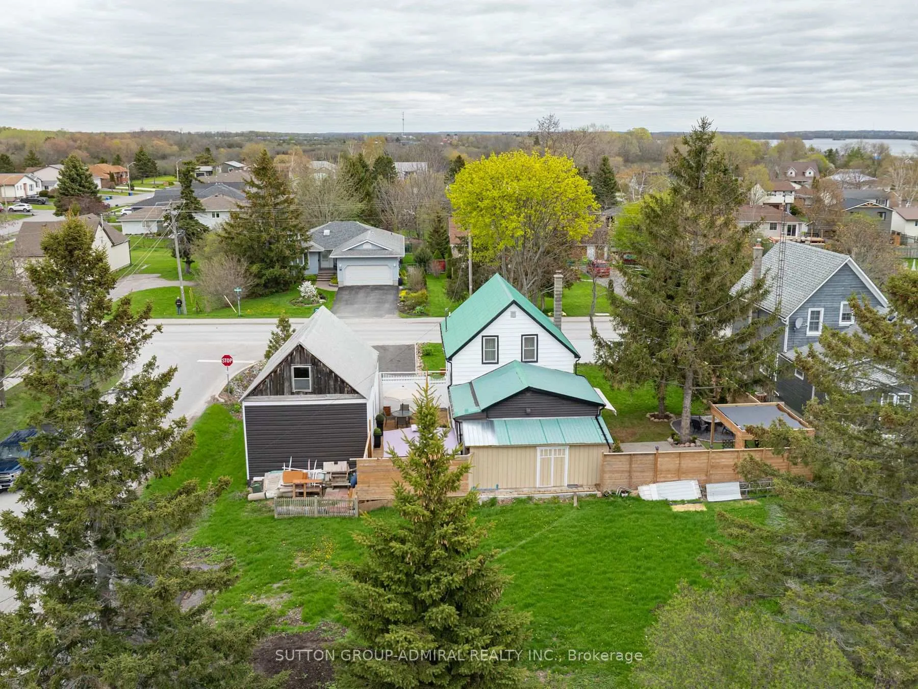 Photo 45 of 70 Belleville Street, Prince Edward County, Wellington Ward — HOMEH
