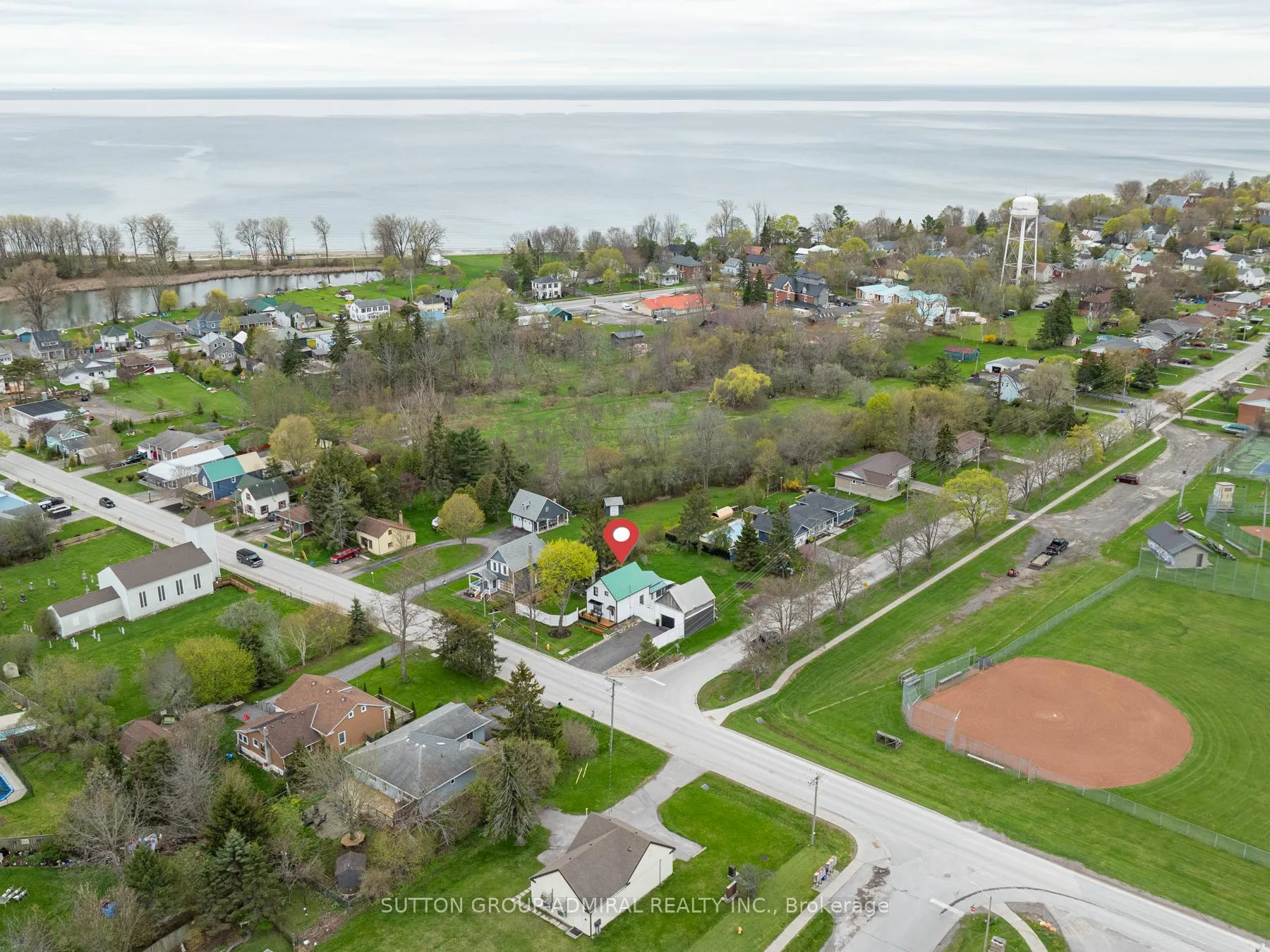 Photo 48 of 70 Belleville Street, Prince Edward County, Wellington Ward — HOMEH