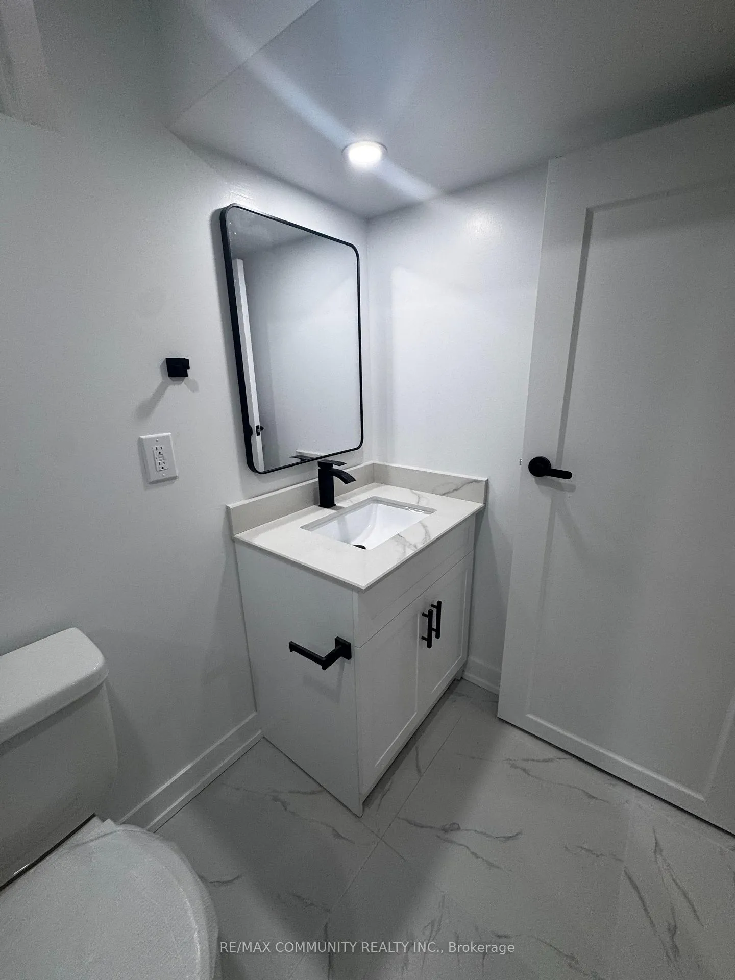 Photo 11 of Unit Basement, 43 Terry Crescent, Clarington, Bowmanville — HOMEH