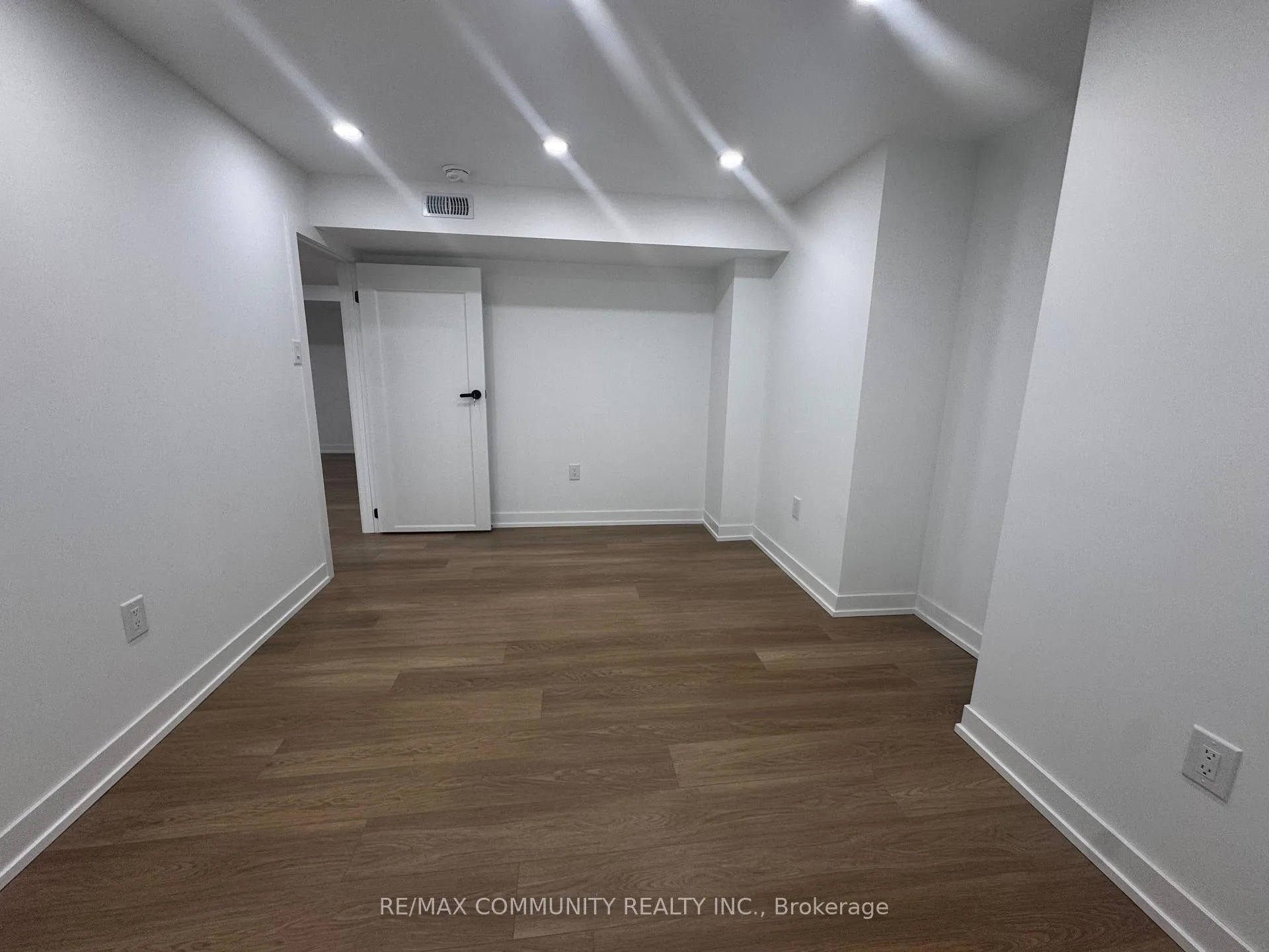 Photo 18 of Unit Basement, 43 Terry Crescent, Clarington, Bowmanville — HOMEH