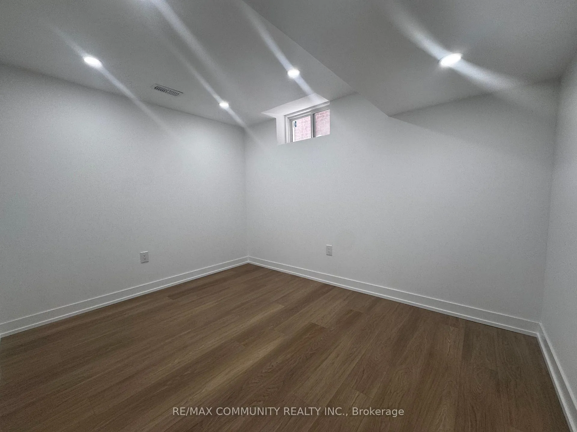 Photo 19 of Unit Basement, 43 Terry Crescent, Clarington, Bowmanville — HOMEH