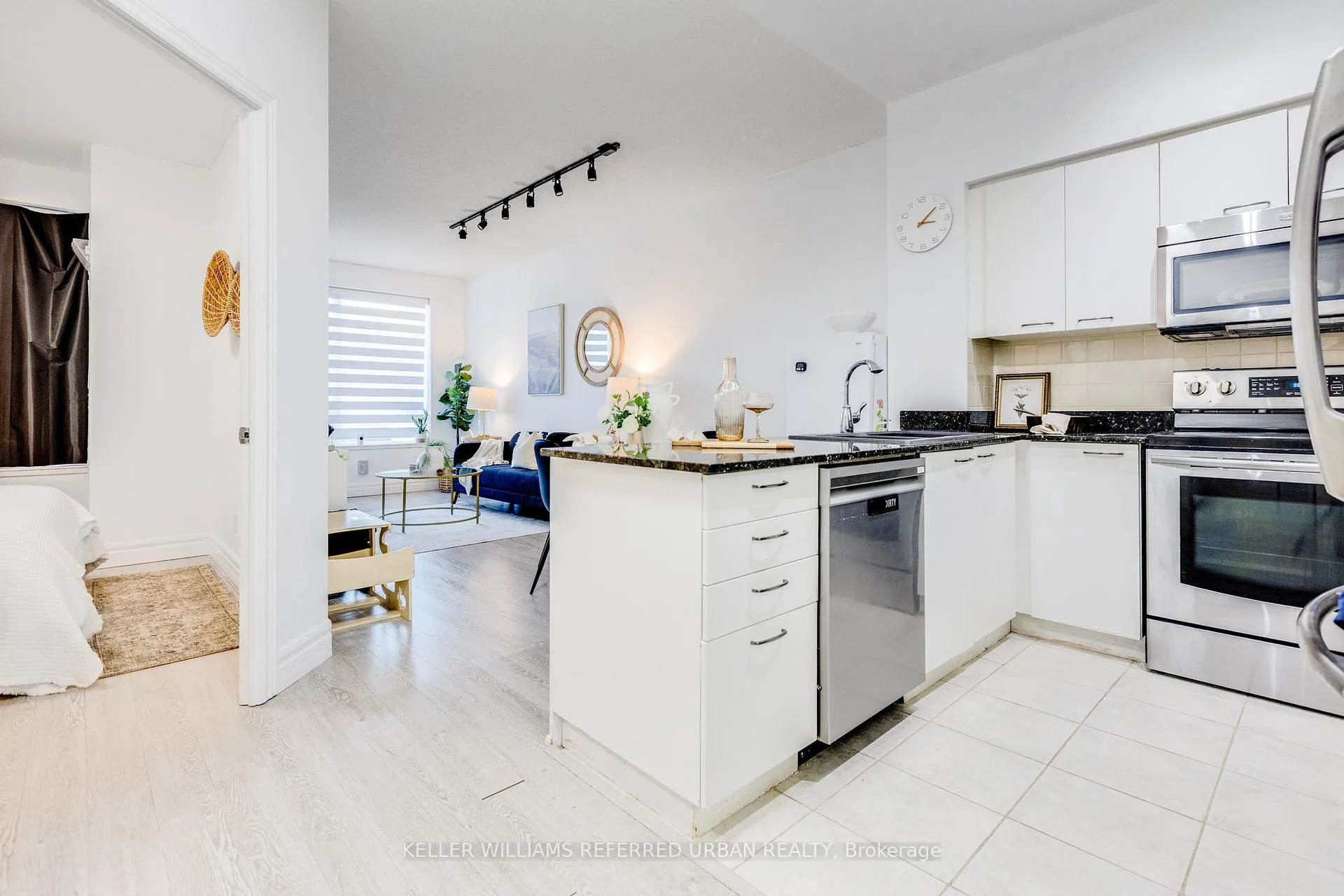 Photo 7 of Unit 116, 48 Suncrest Boulevard, Markham, Commerce Valley — HOMEH