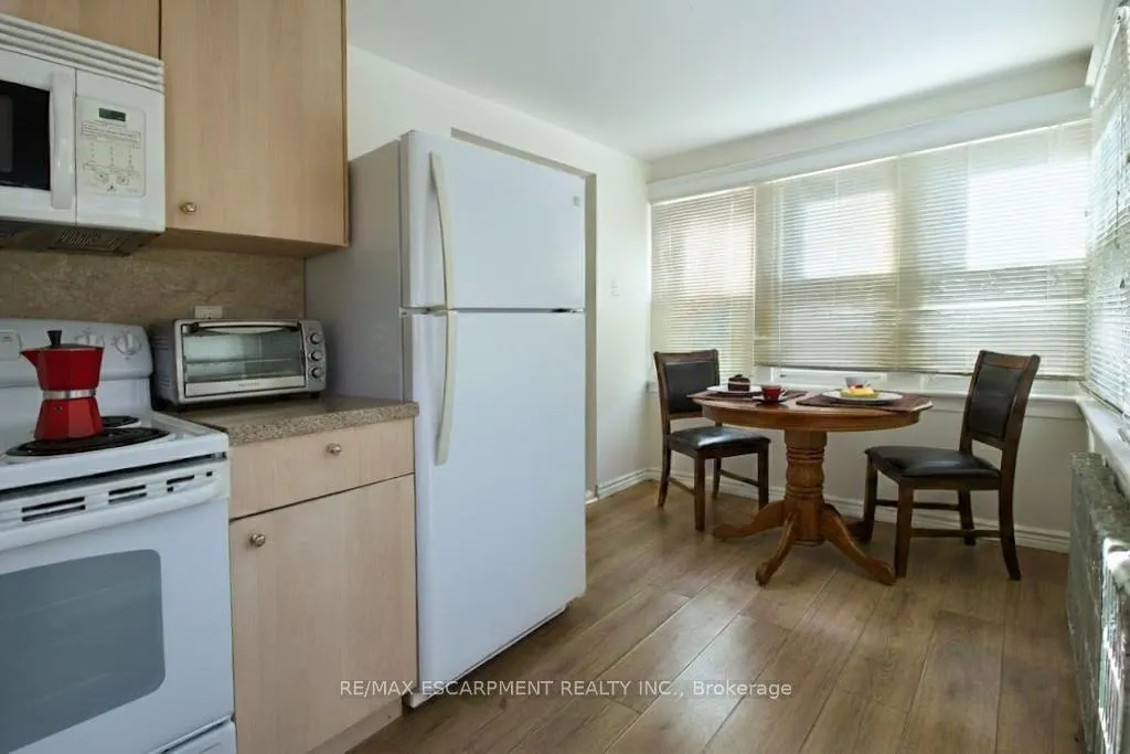 Photo 12 of Unit 3, 22 Blake Street, Hamilton, Blakeley — HOMEH