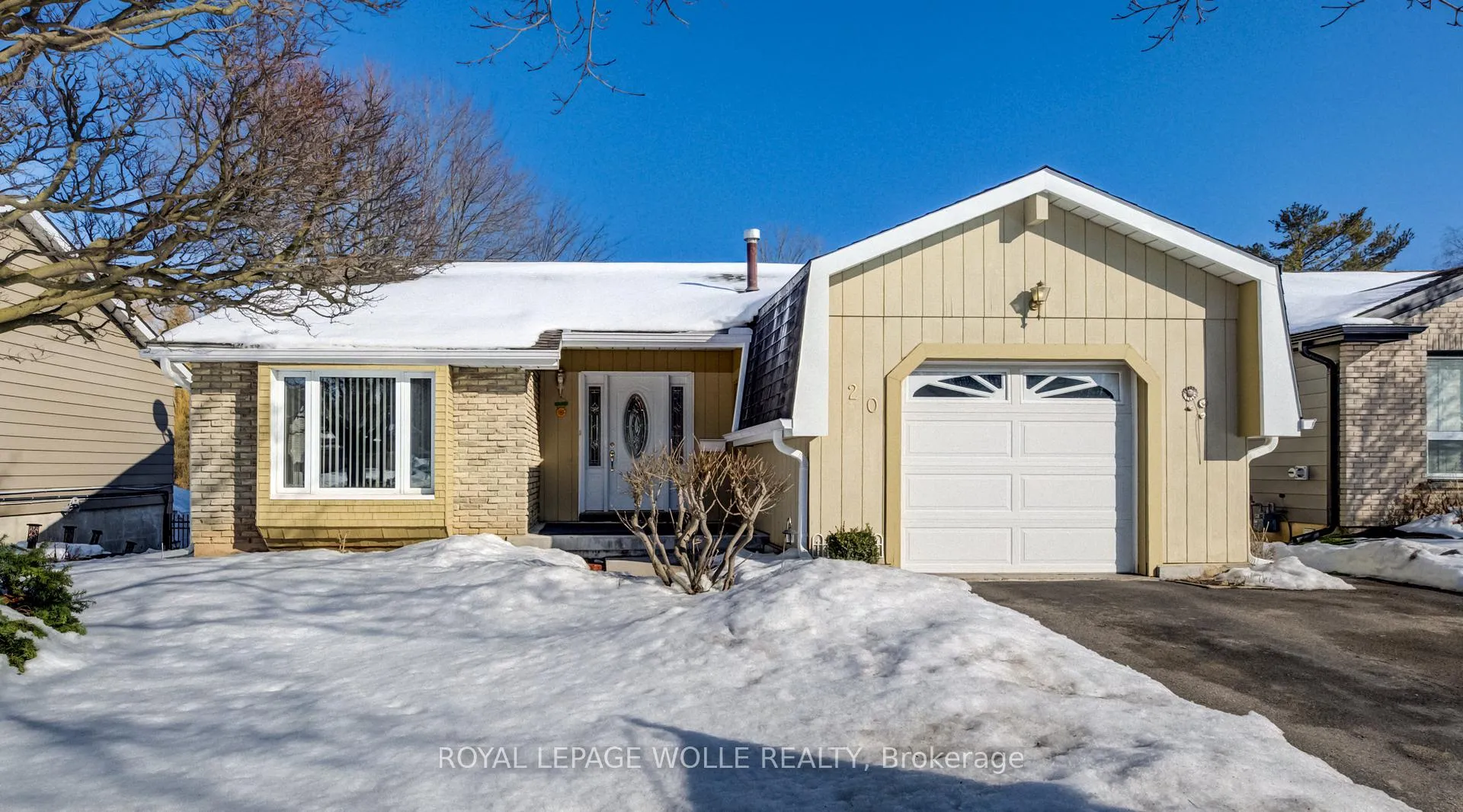 Photo 1 of 20 Royal Orchard Drive, Waterloo — HOMEH