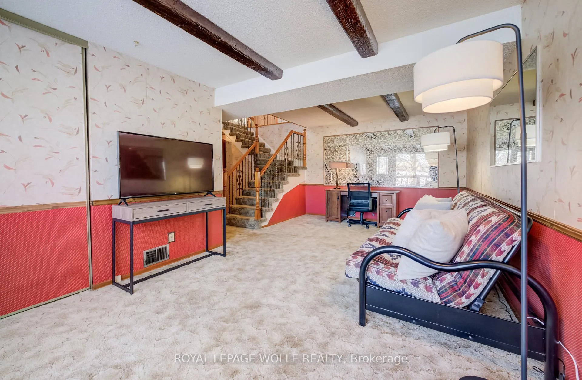Photo 24 of 20 Royal Orchard Drive, Waterloo — HOMEH