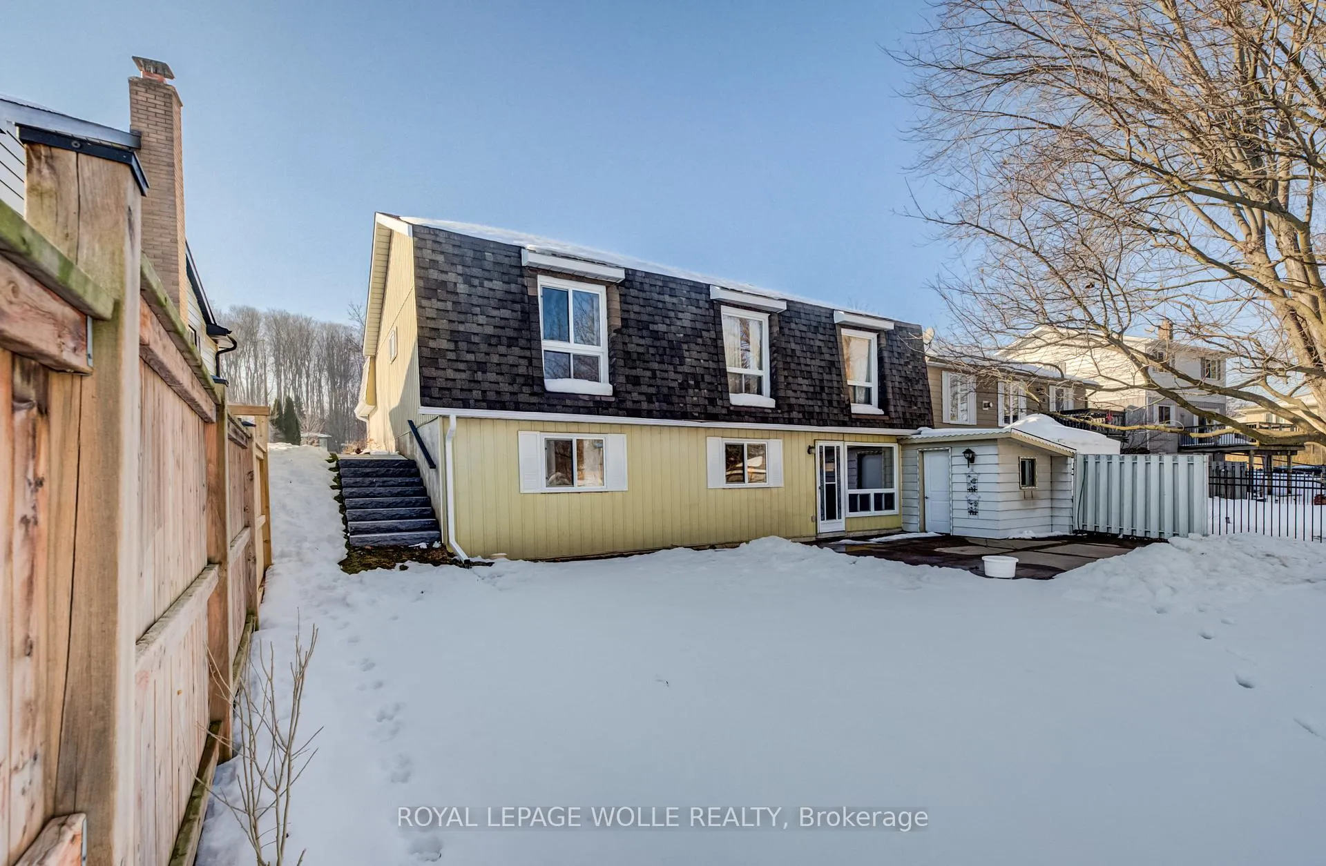 Photo 31 of 20 Royal Orchard Drive, Waterloo — HOMEH